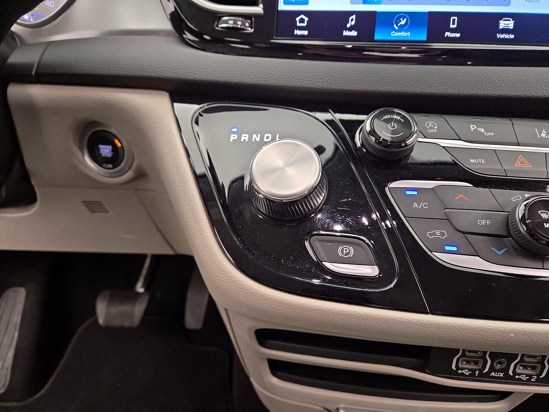 Thumbnail: 2024 Chrysler Pacifica - 17