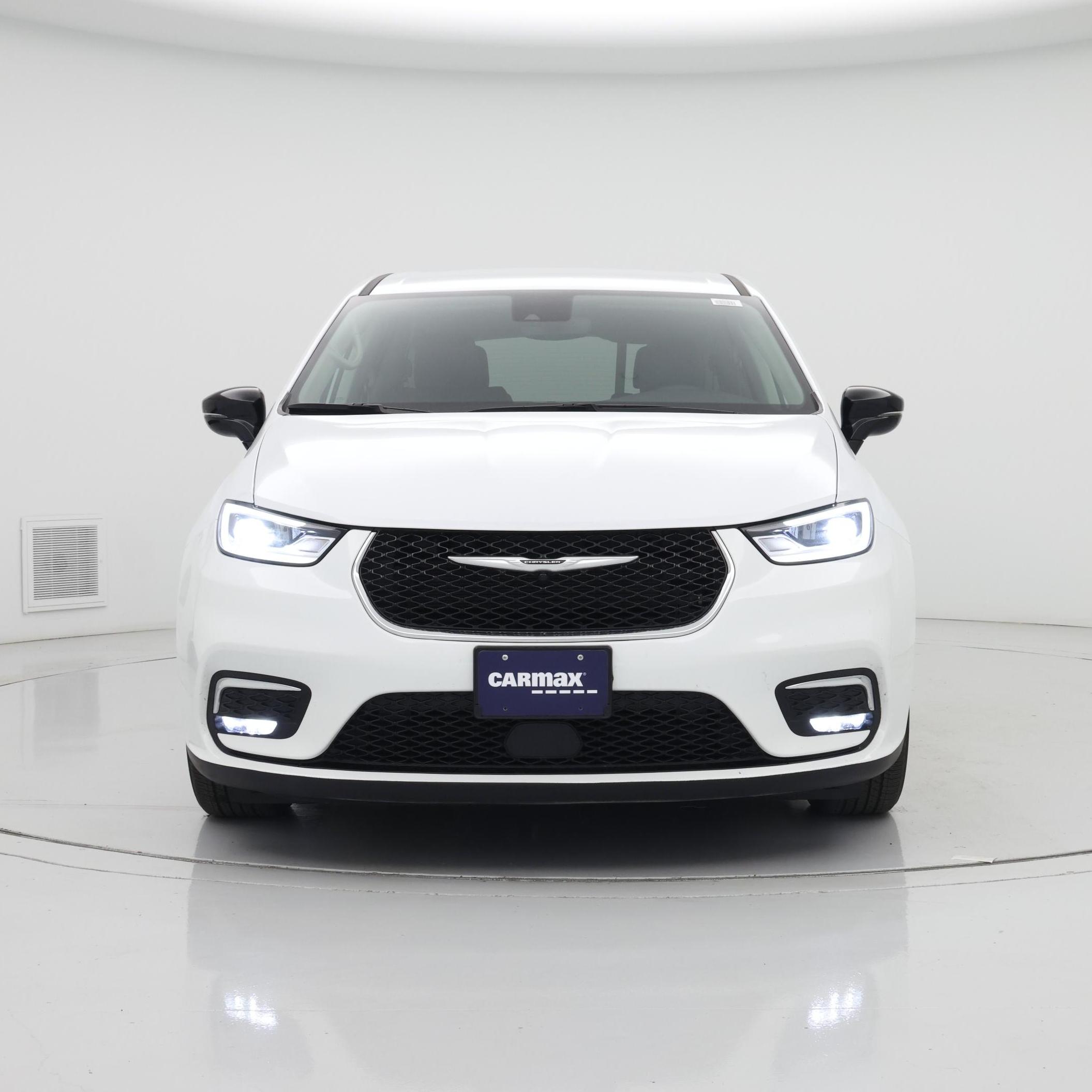 Thumbnail: 2024 Chrysler Pacifica - 5