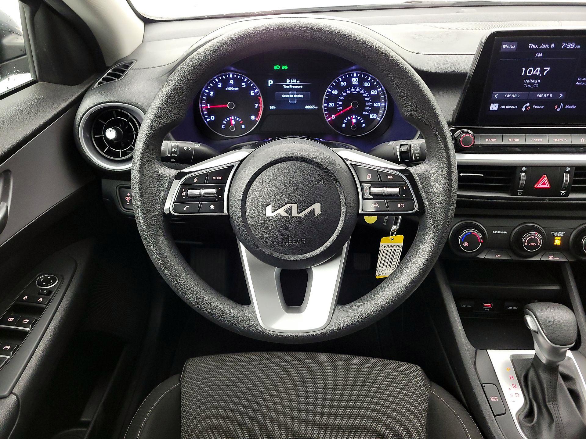 Thumbnail: 2023 Kia Forte - 10