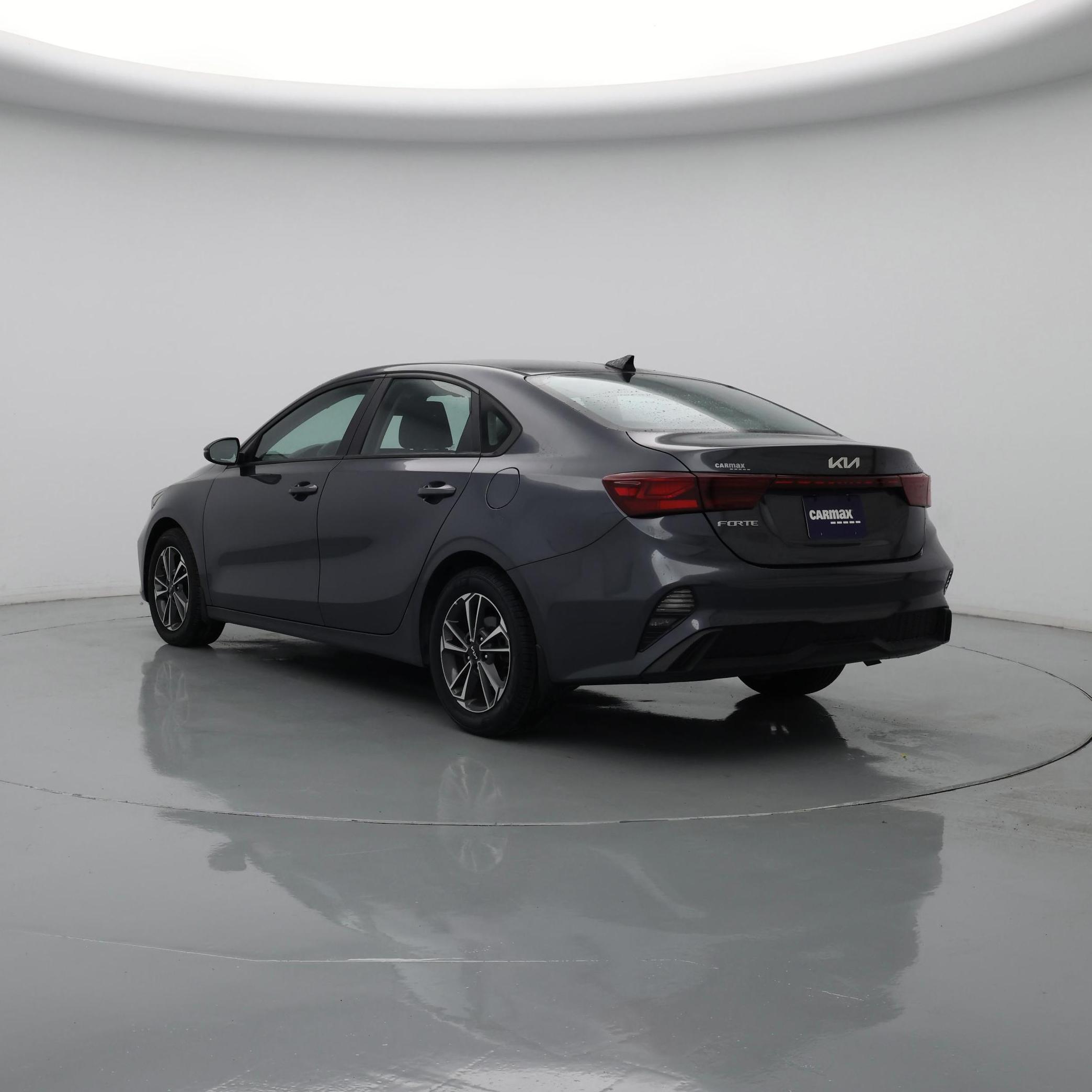 Thumbnail: 2023 Kia Forte - 2