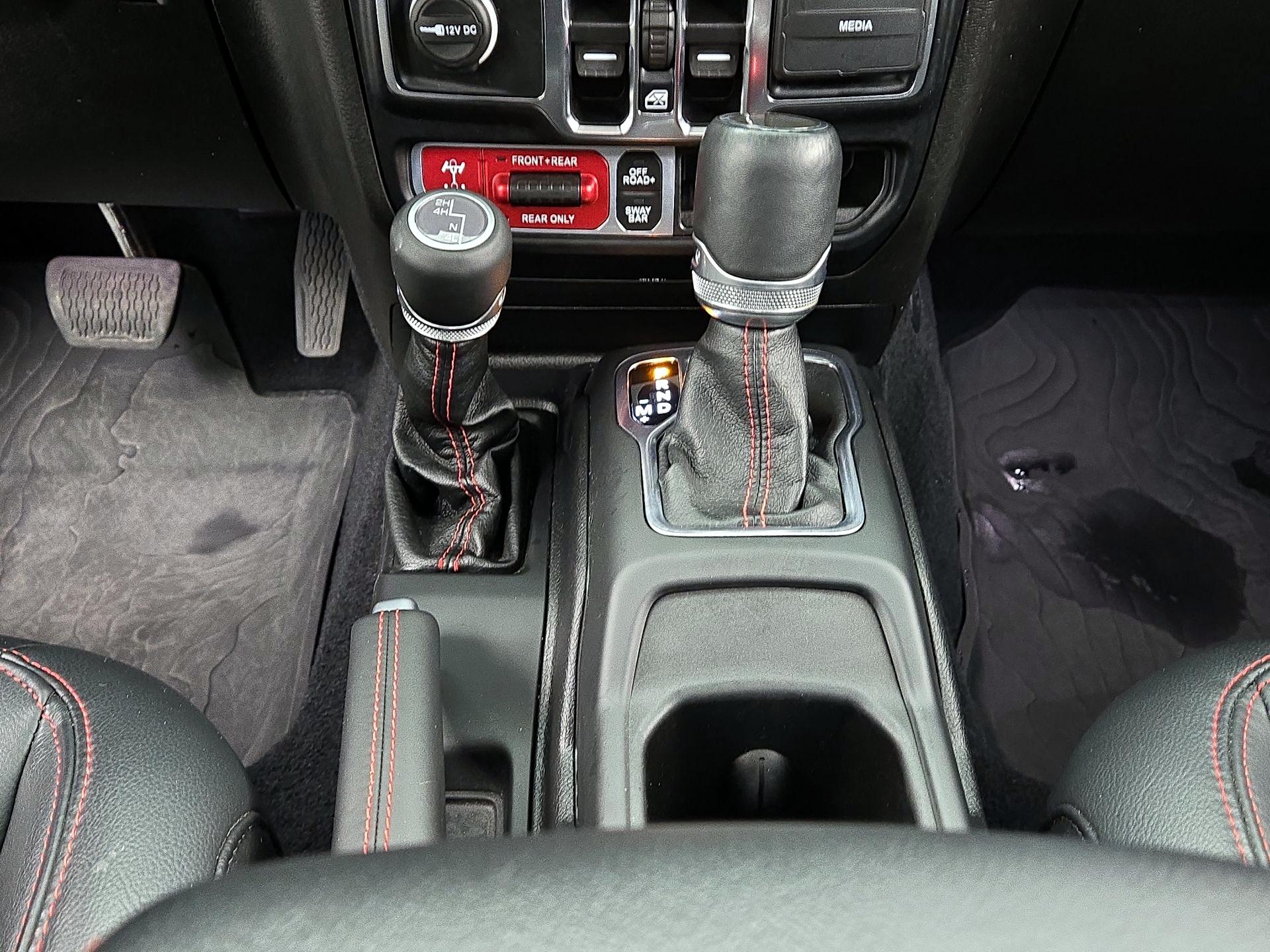 Thumbnail: 2023 Jeep Gladiator - 18