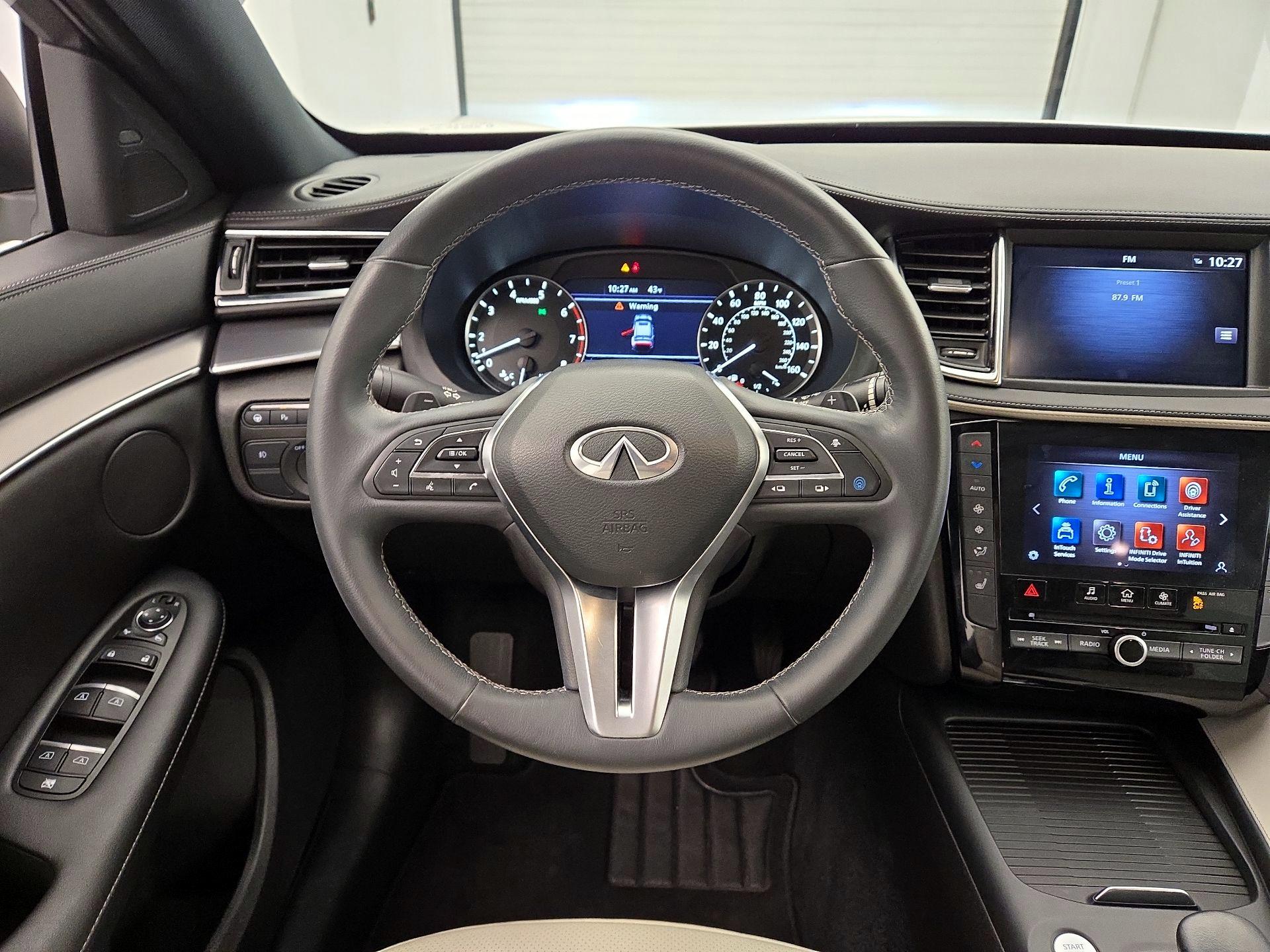 Thumbnail: 2023 INFINITI QX55 - 10