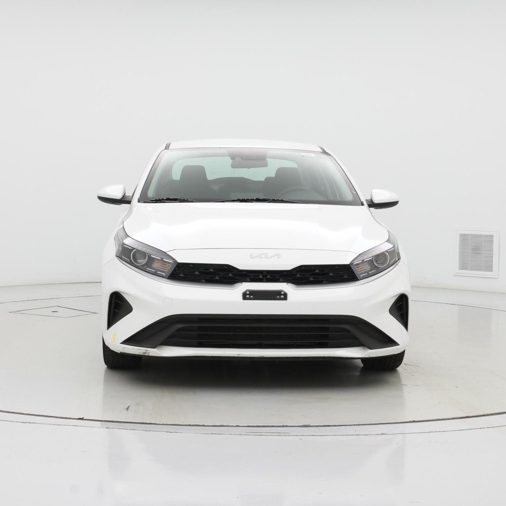 Thumbnail: 2024 Kia Forte - 5