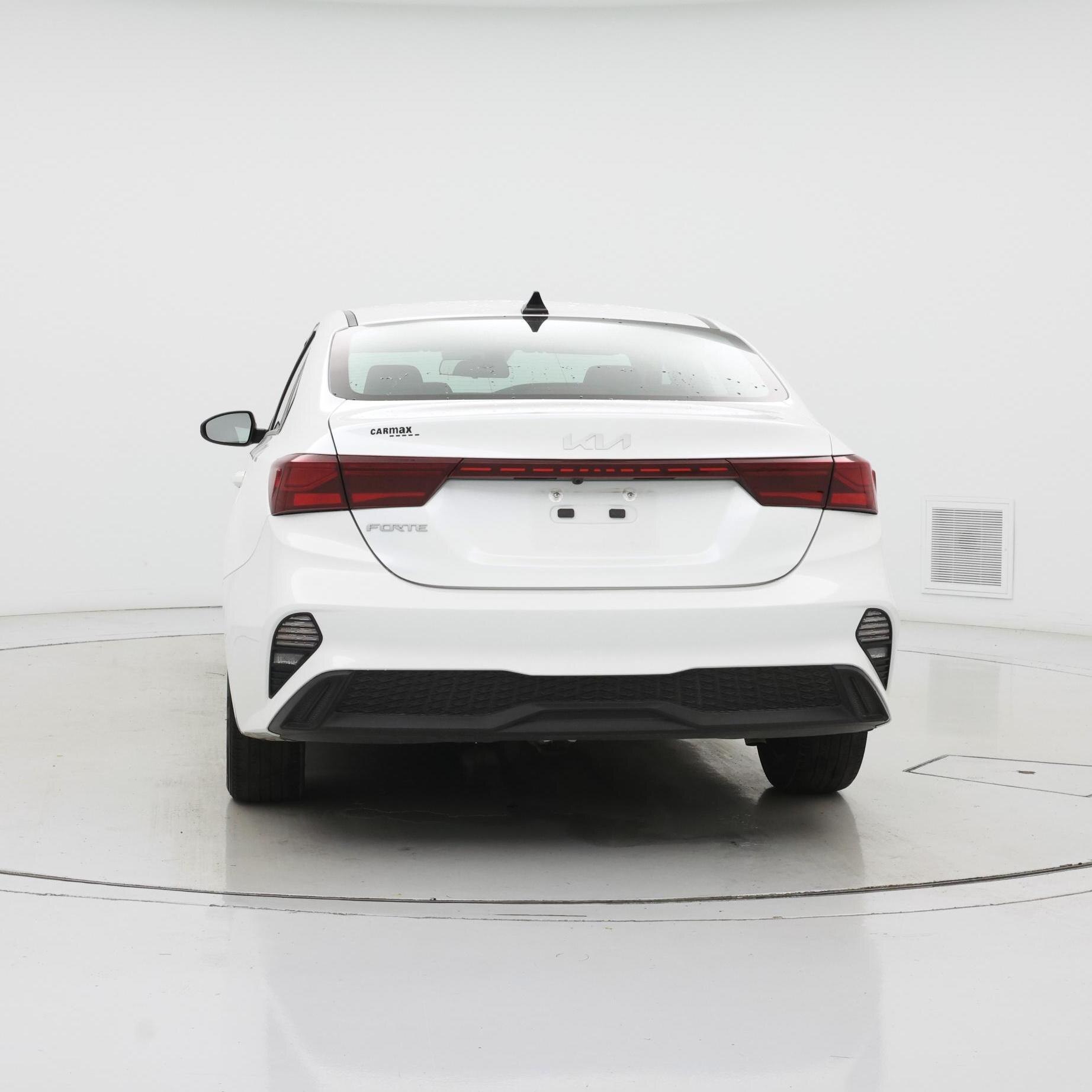 Thumbnail: 2024 Kia Forte - 6