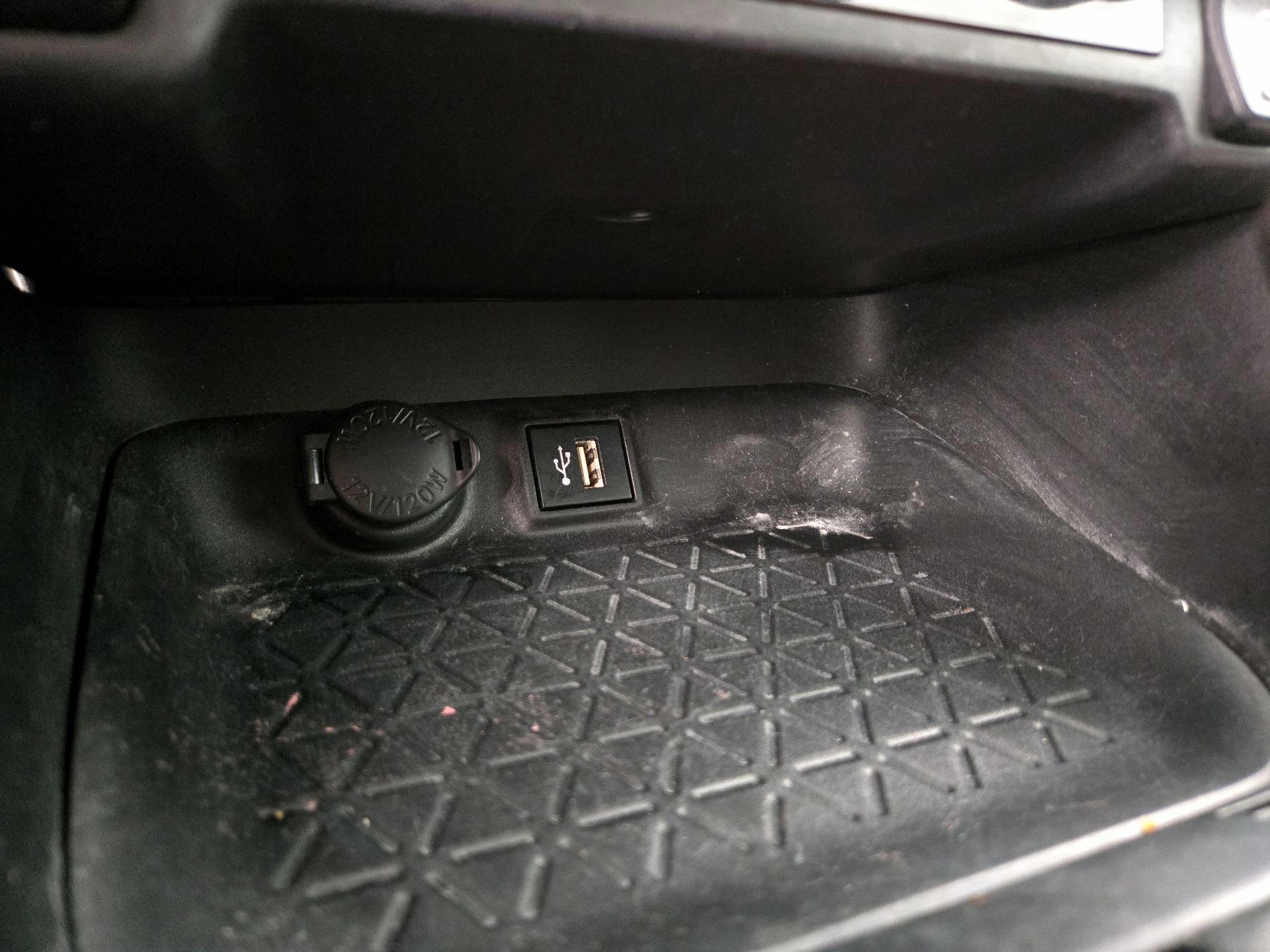 Thumbnail: 2024 Toyota RAV4 - 18