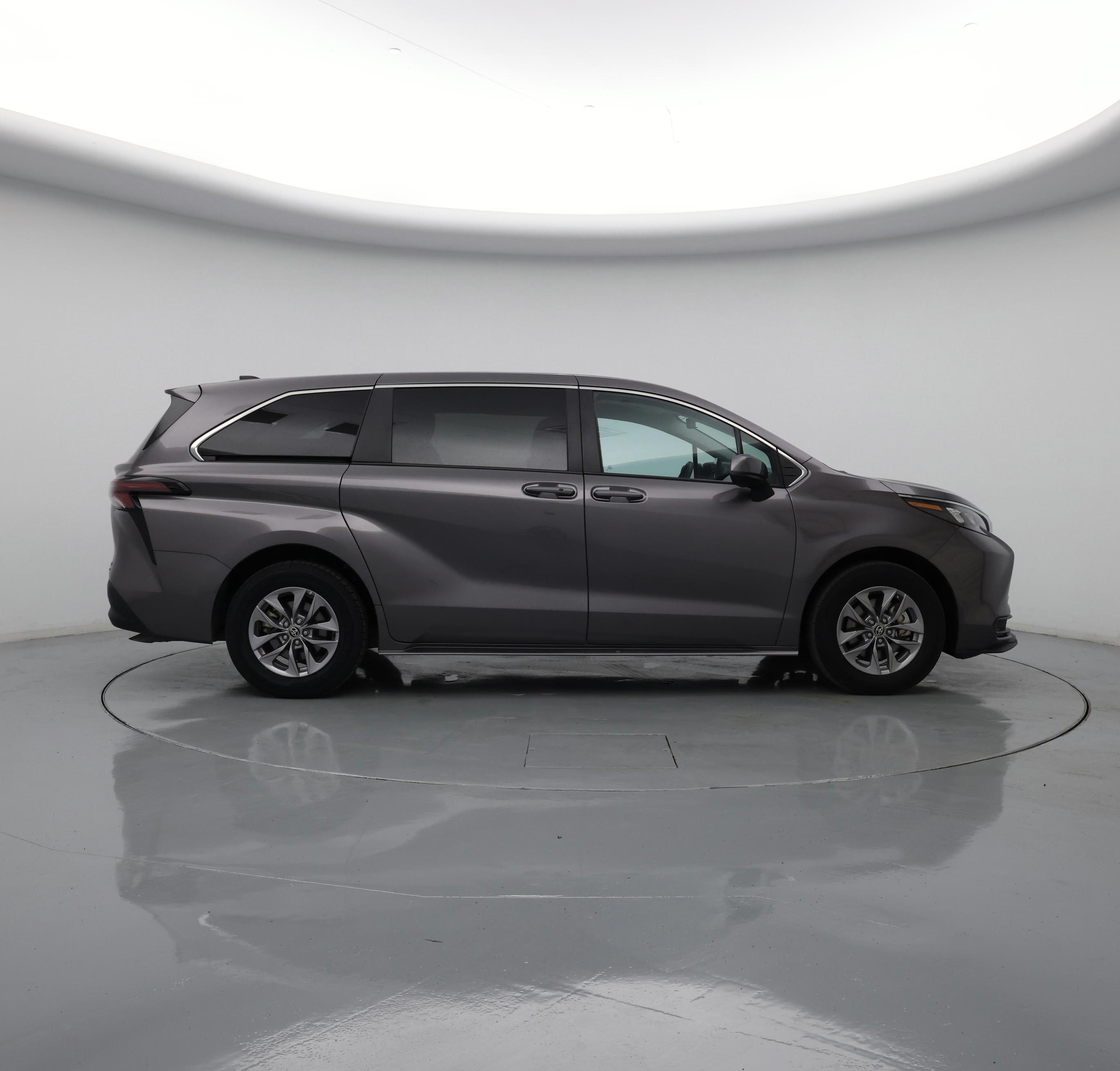 Thumbnail: 2024 Toyota Sienna - 7