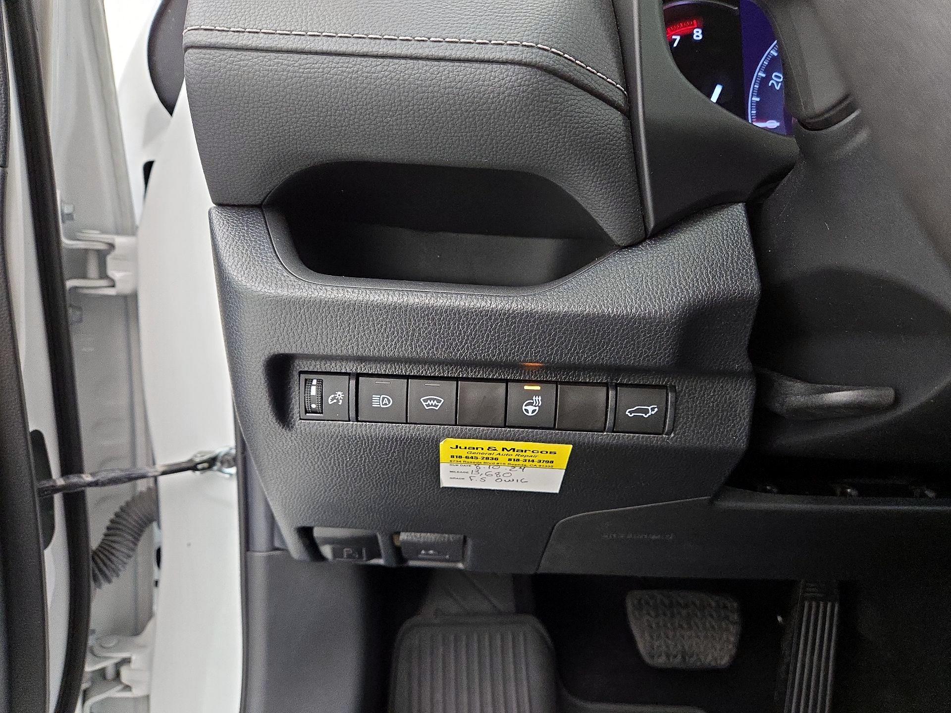 Thumbnail: 2023 Toyota RAV4 - 13