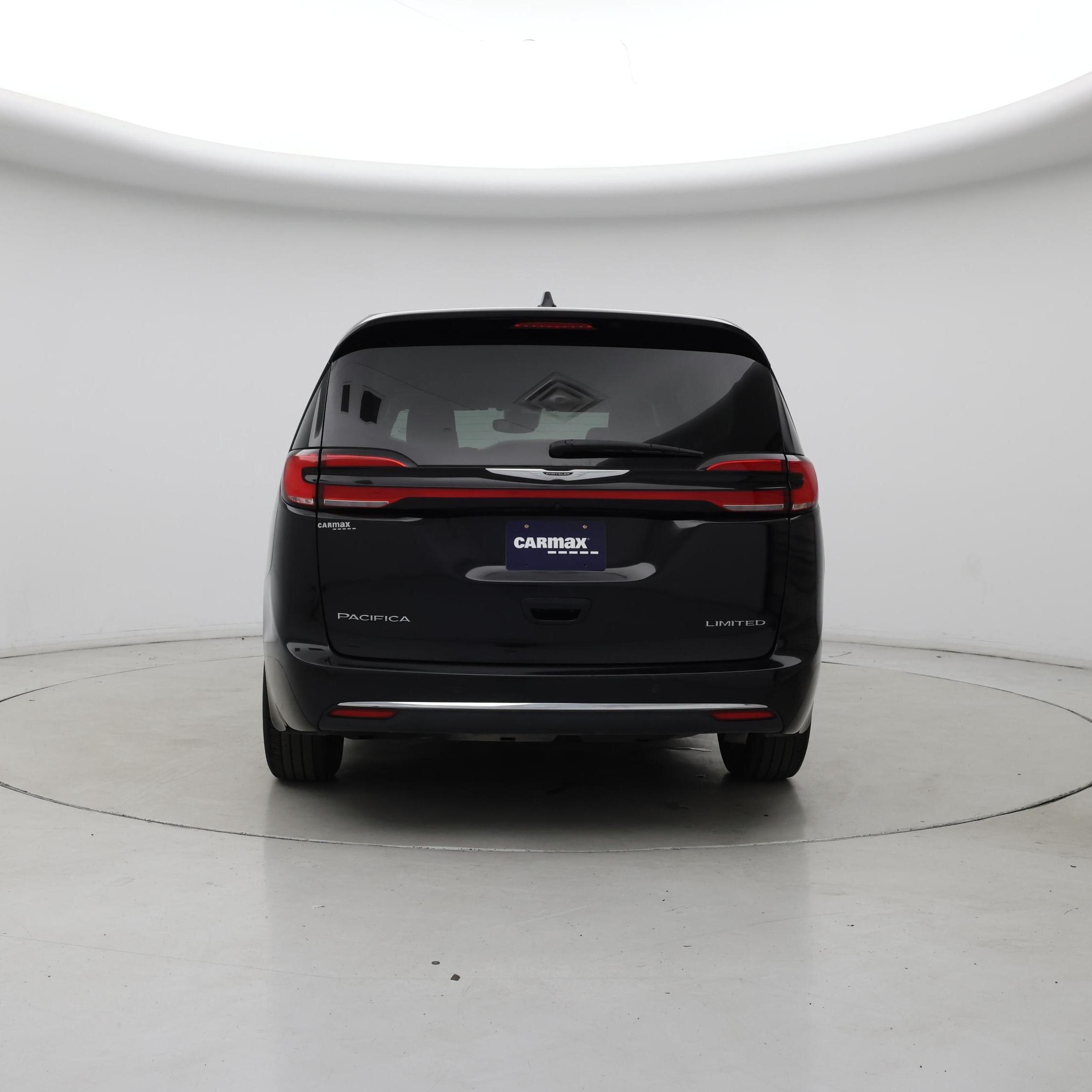 Thumbnail: 2024 Chrysler Pacifica - 6