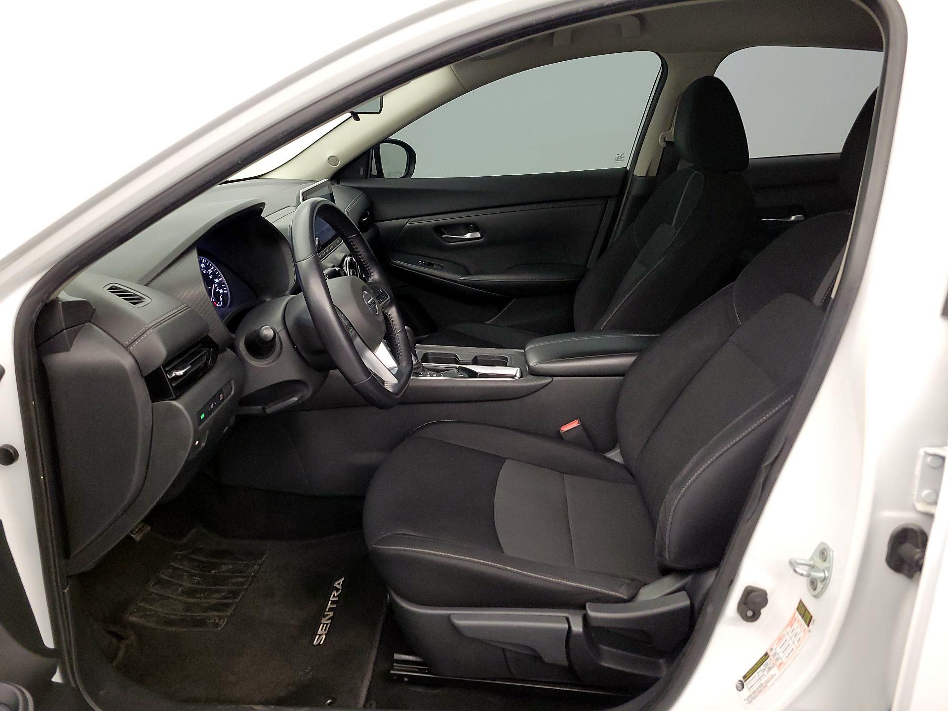 Thumbnail: 2020 Nissan Sentra - 11