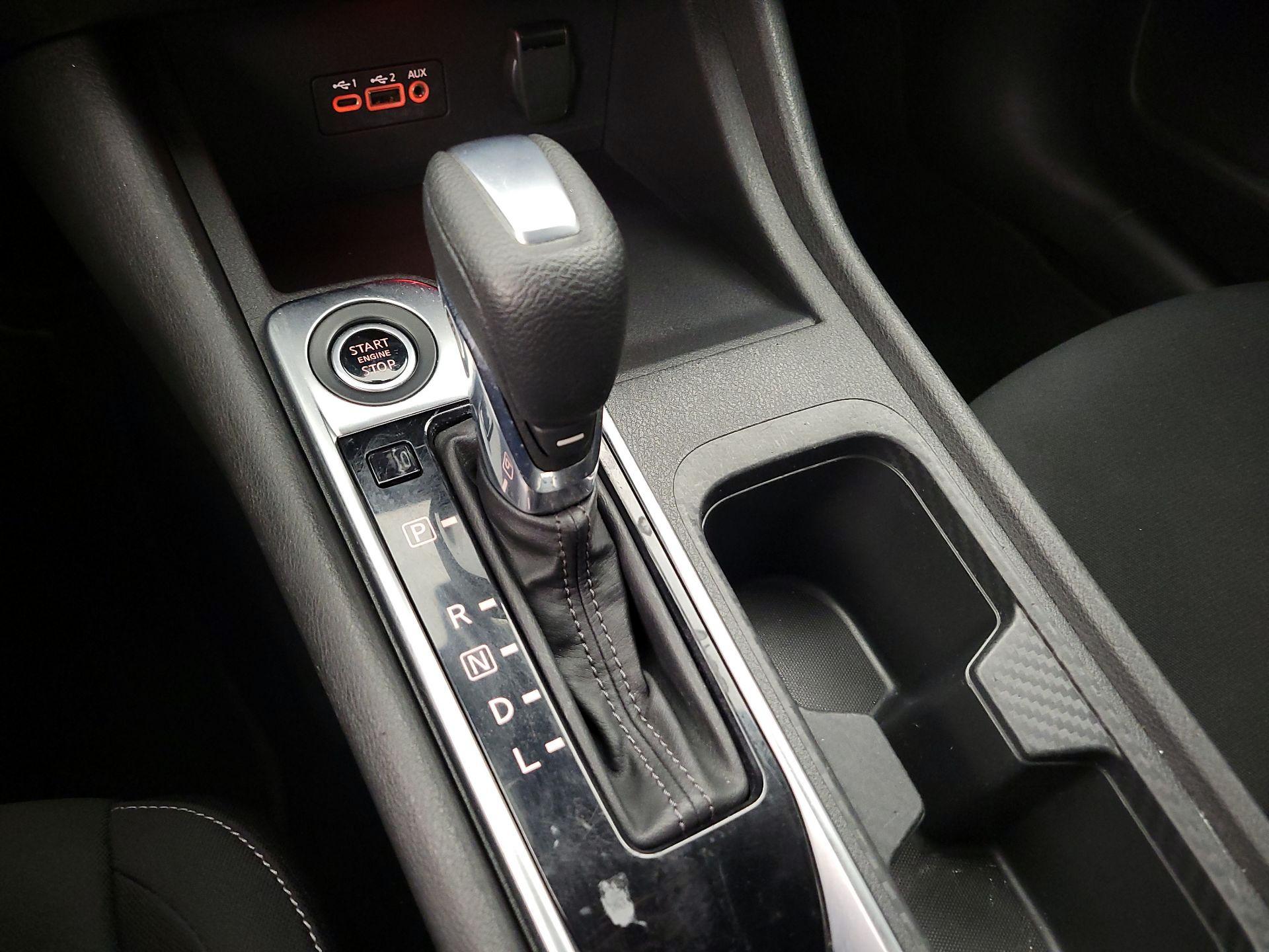 Thumbnail: 2020 Nissan Sentra - 17