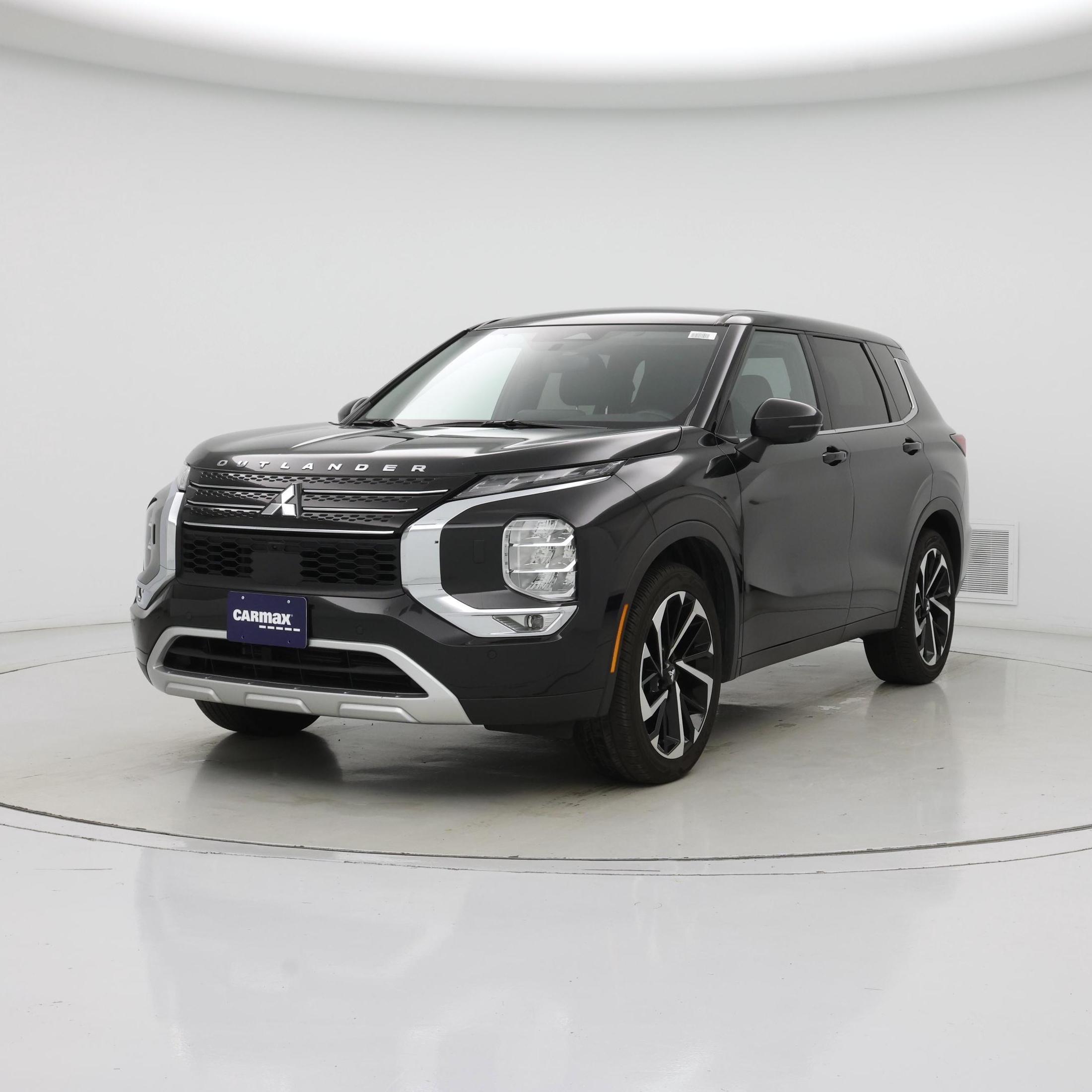 Thumbnail: 2024 Mitsubishi Outlander - 4