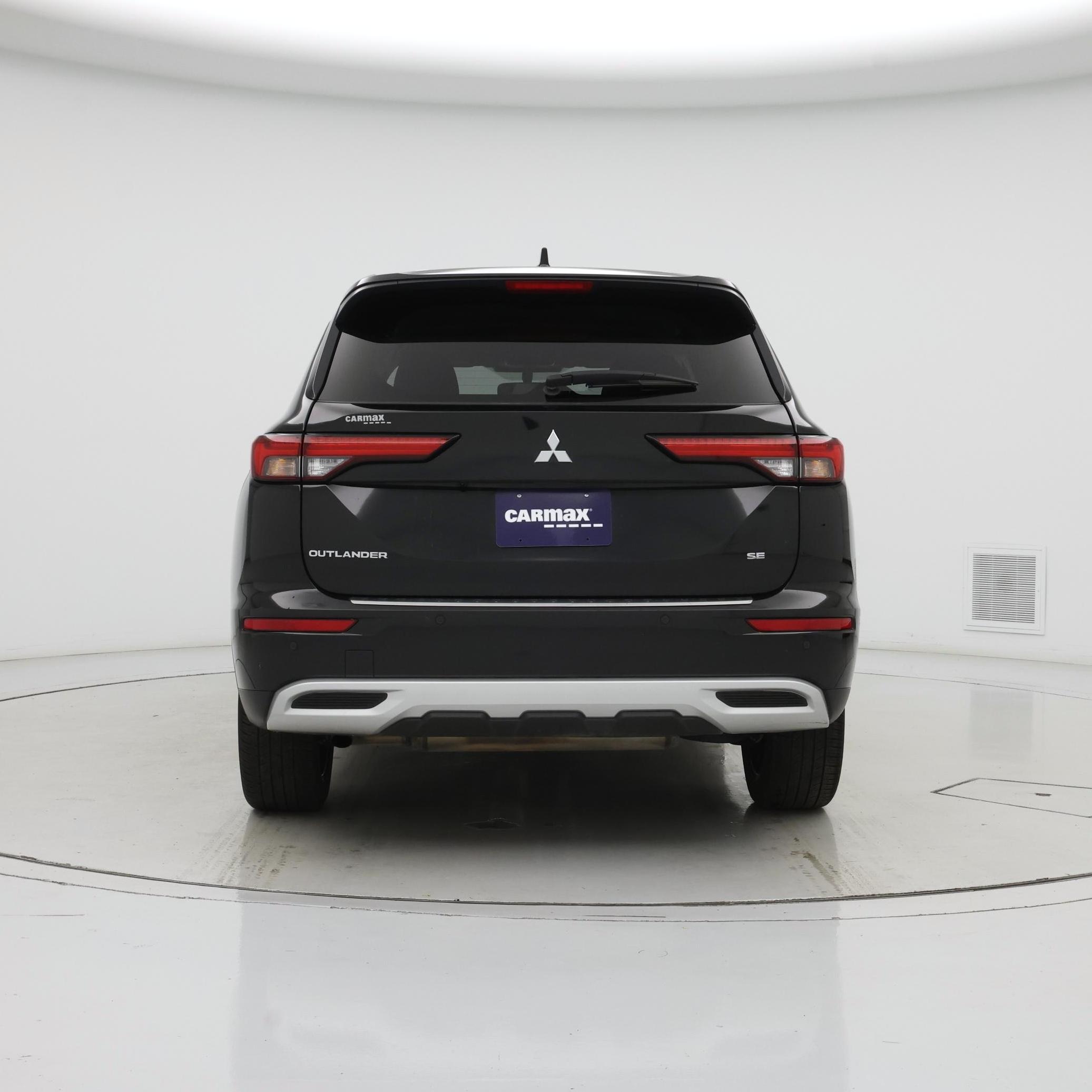 Thumbnail: 2024 Mitsubishi Outlander - 6