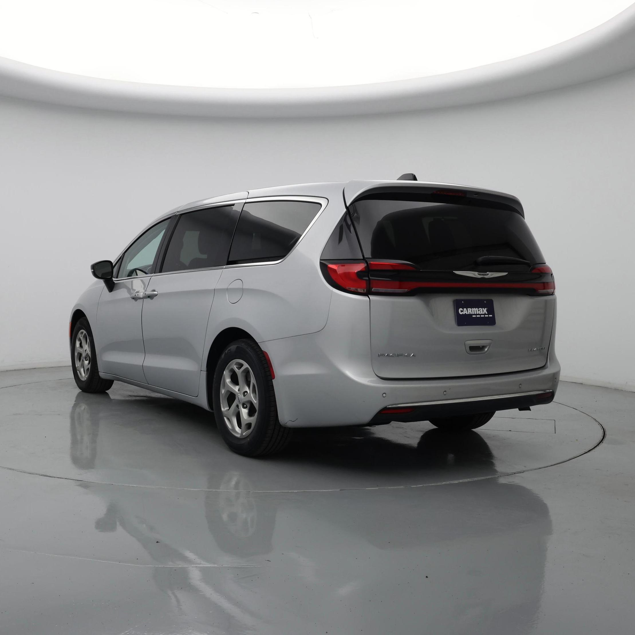 Thumbnail: 2024 Chrysler Pacifica - 2