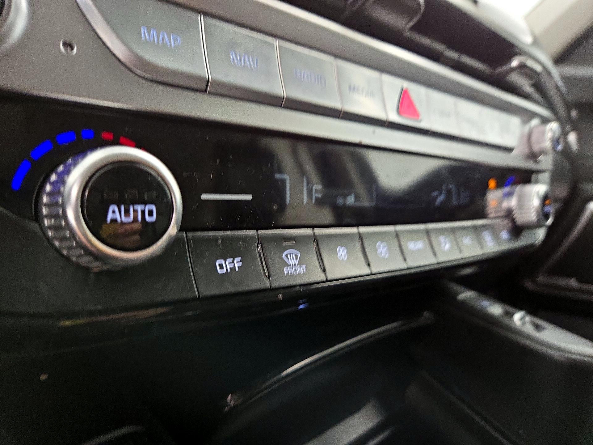 Thumbnail: 2025 Kia Telluride - 17