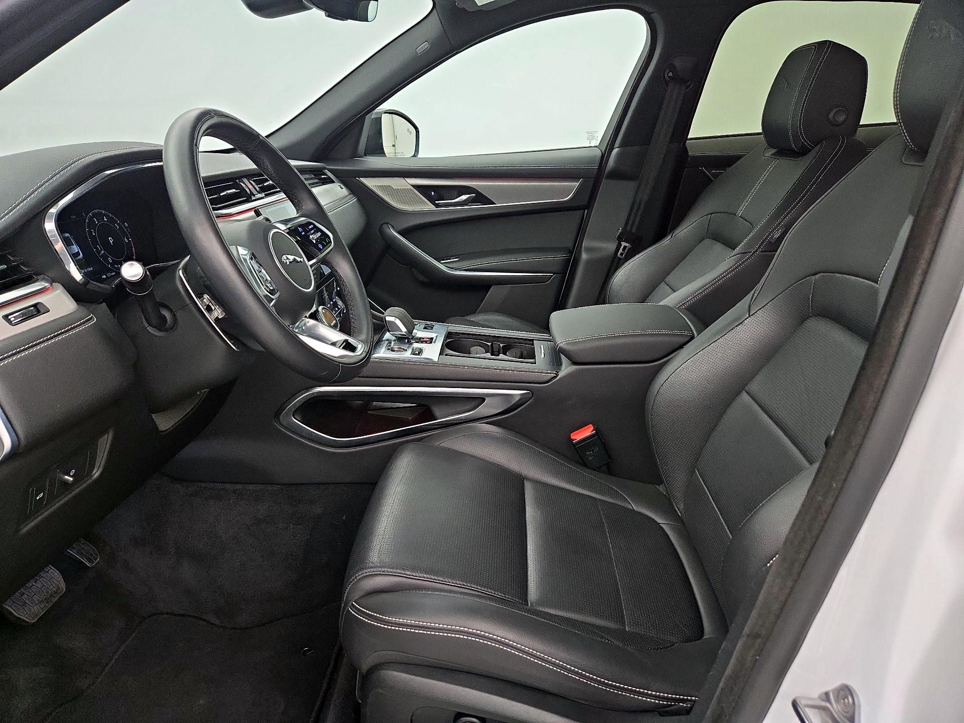 Thumbnail: 2024 Jaguar F-Pace - 11