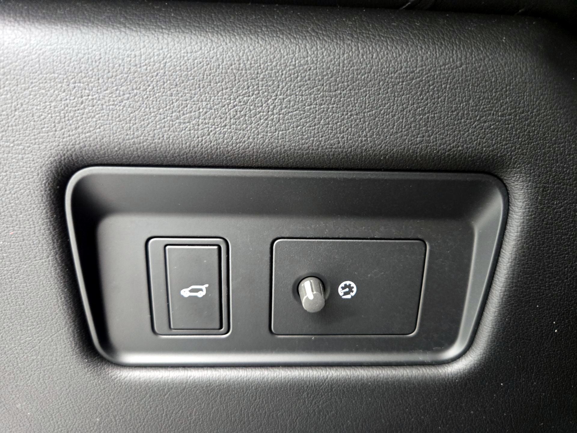 Thumbnail: 2024 Jaguar F-Pace - 13