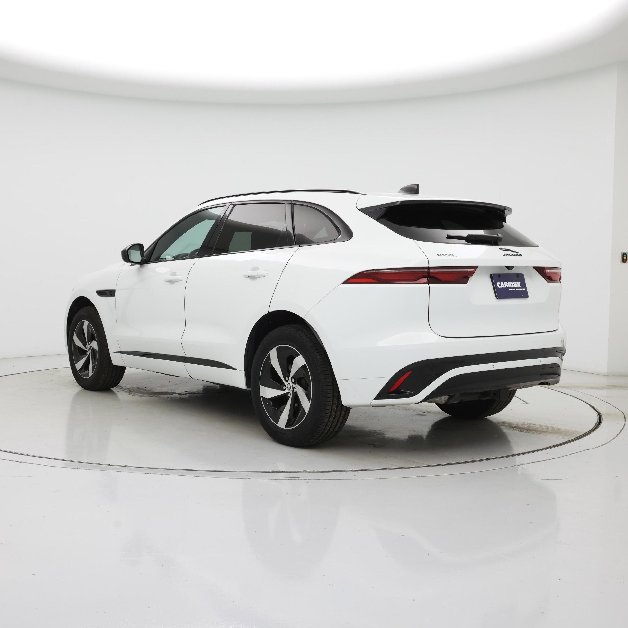 Thumbnail: 2024 Jaguar F-Pace - 2