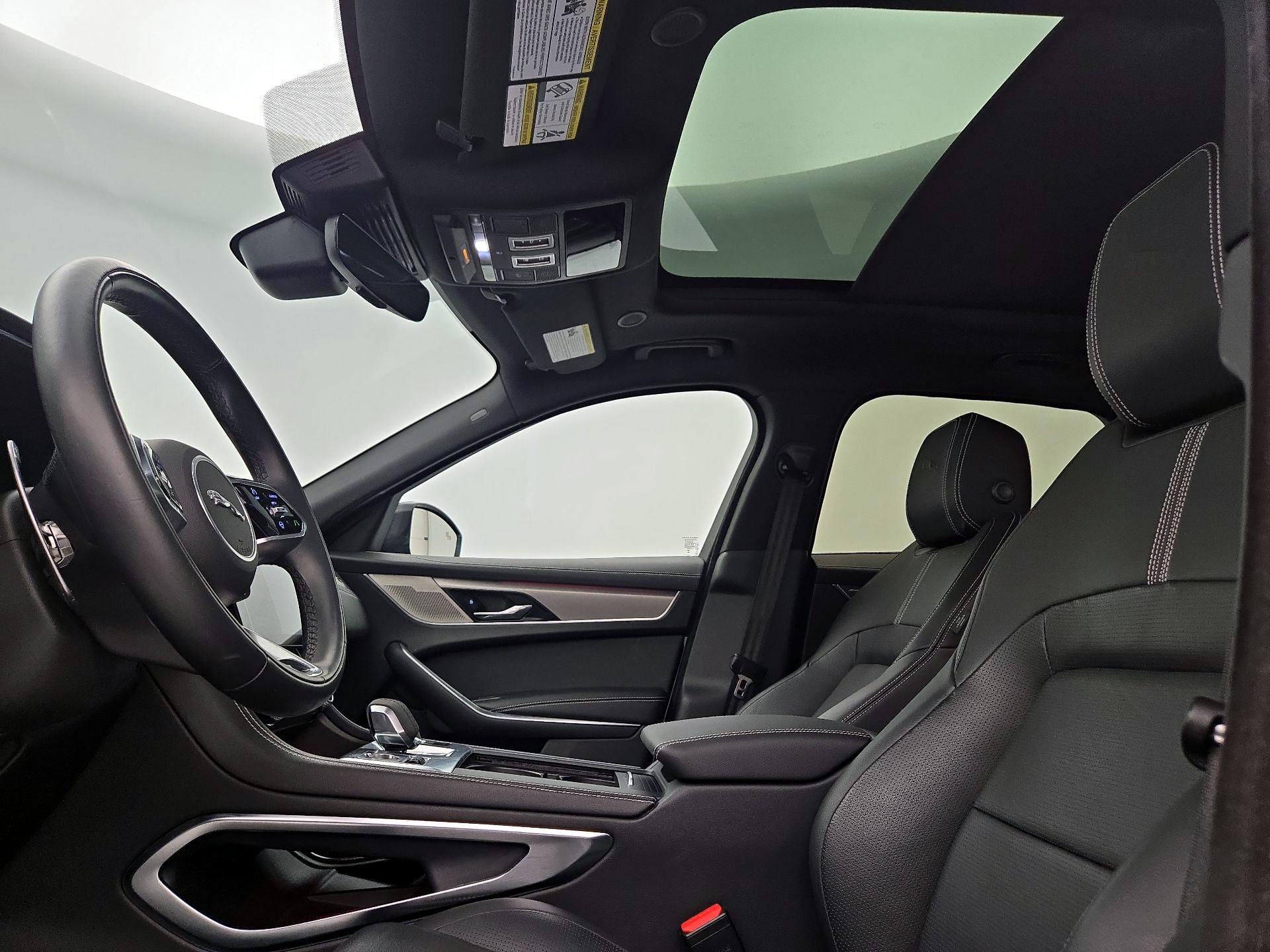 Thumbnail: 2024 Jaguar F-Pace - 20