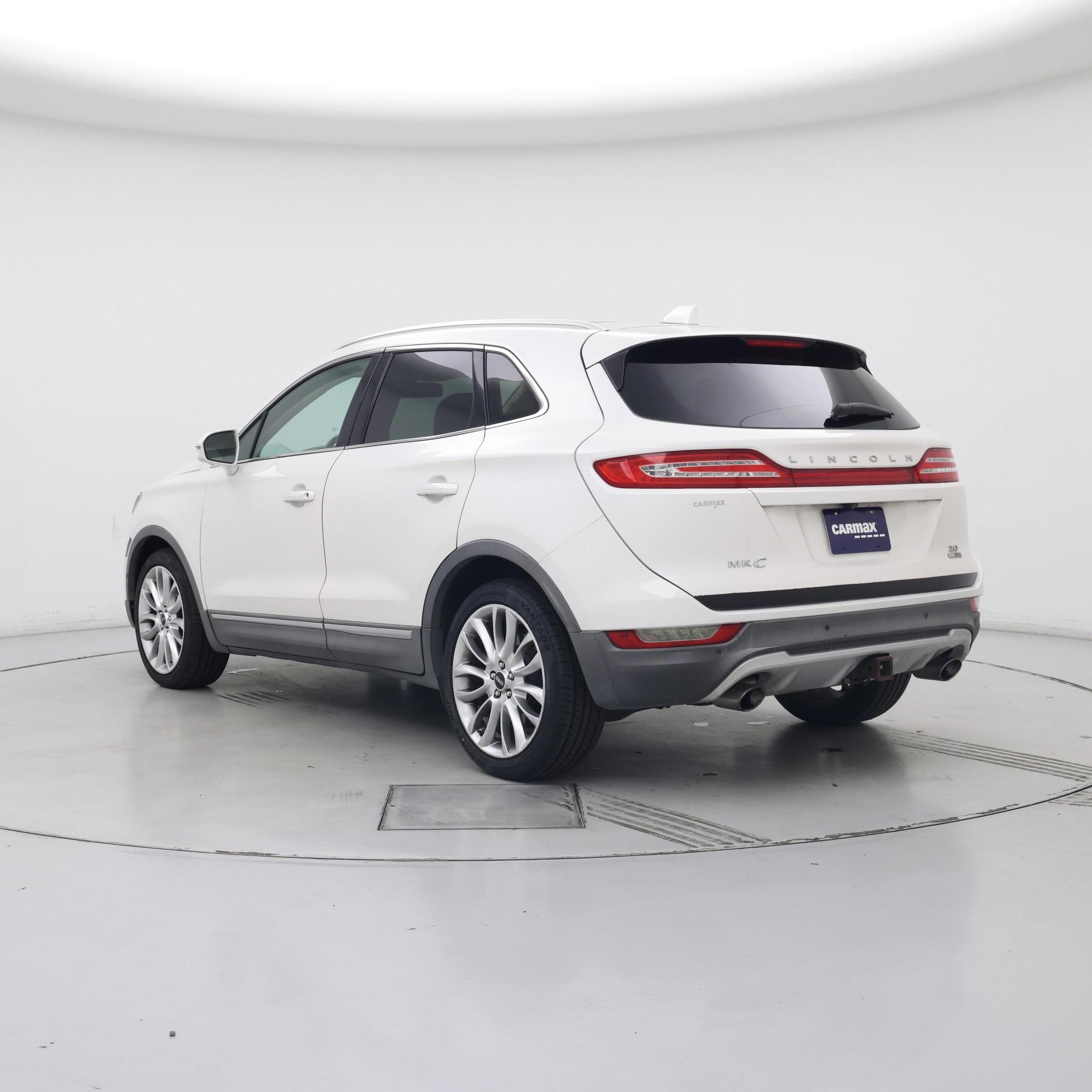 Thumbnail: 2015 Lincoln MKC - 2