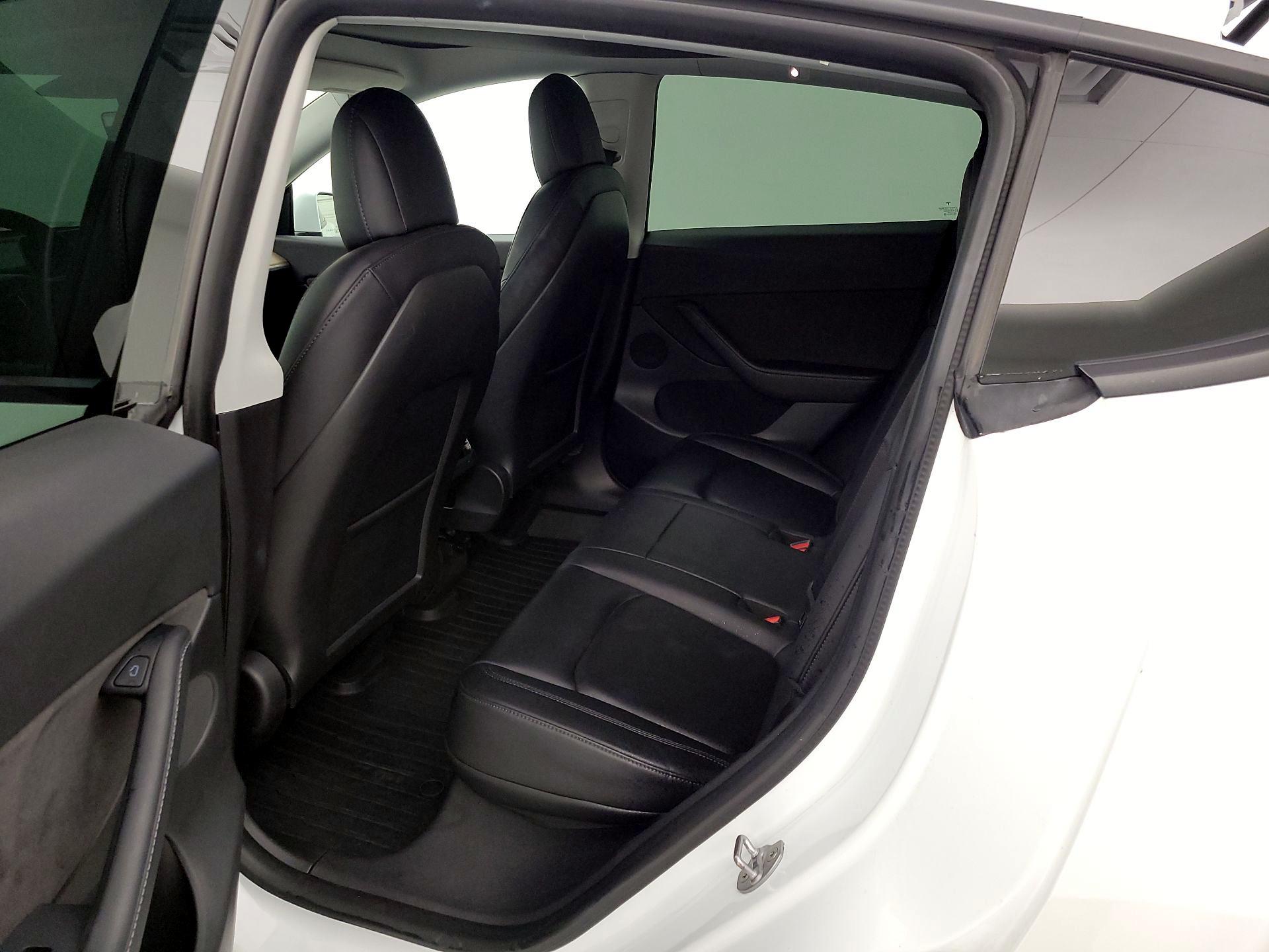 Thumbnail: 2021 Tesla Model Y - 19