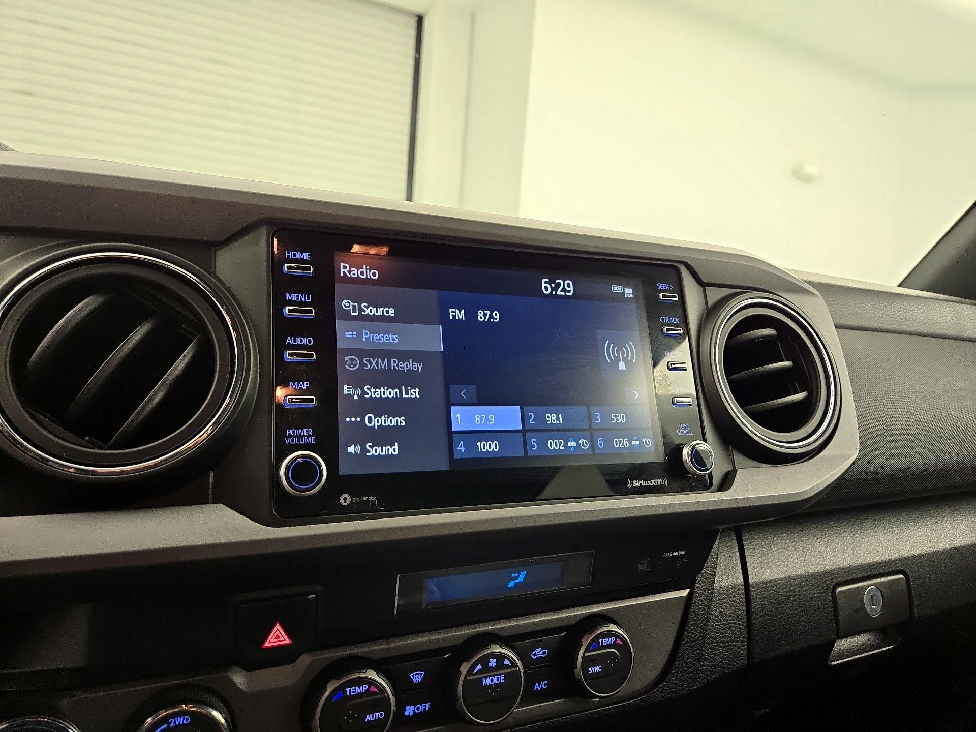 Thumbnail: 2022 Toyota Tacoma - 13