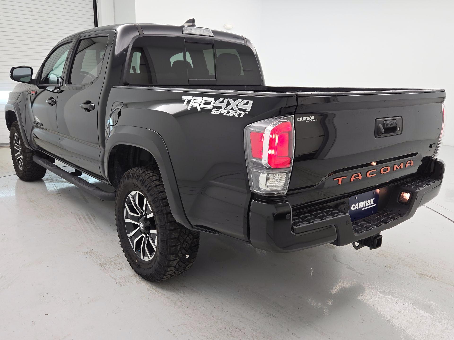 Thumbnail: 2022 Toyota Tacoma - 7