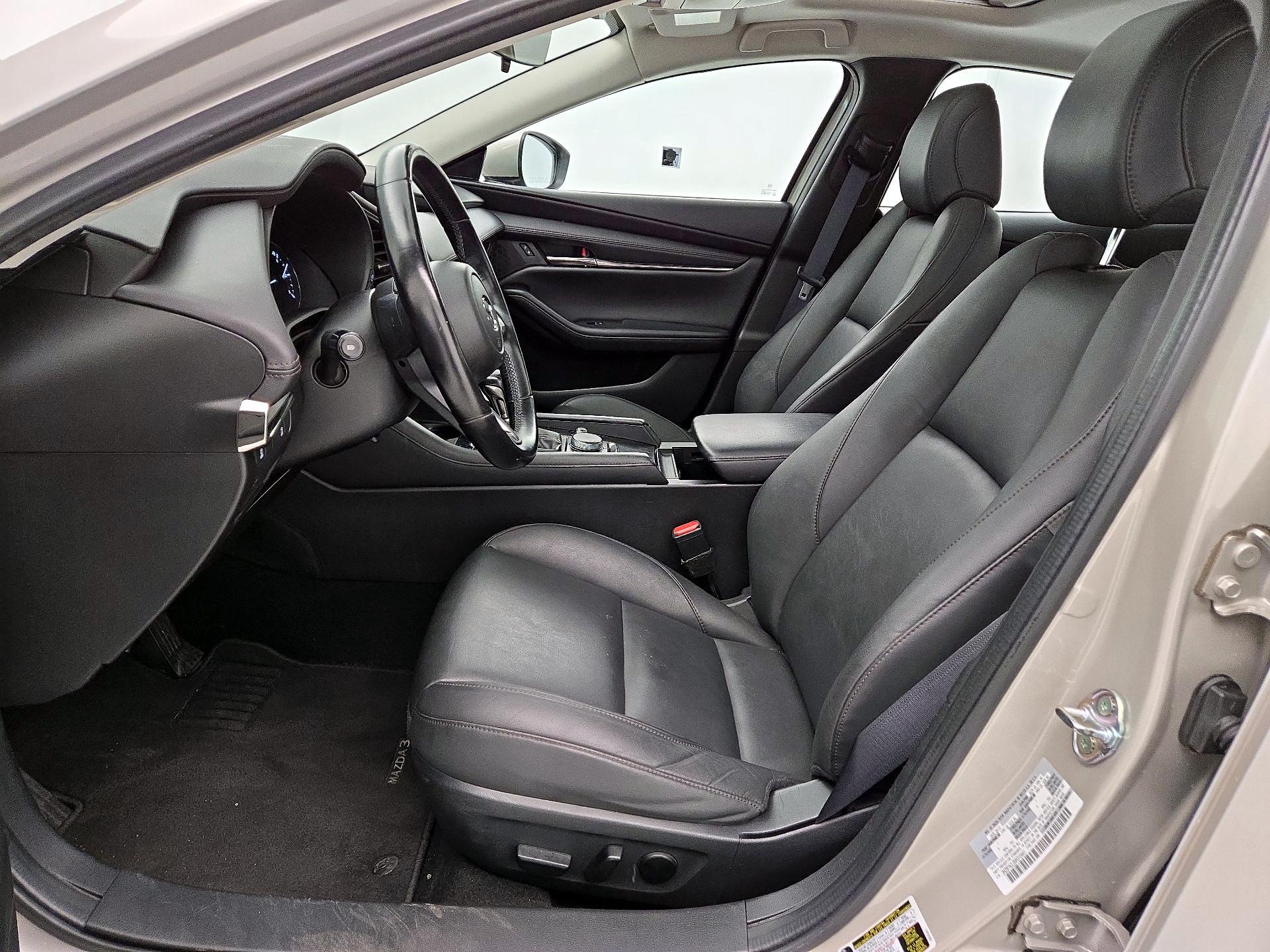 Thumbnail: 2022 Mazda Mazda3 - 11