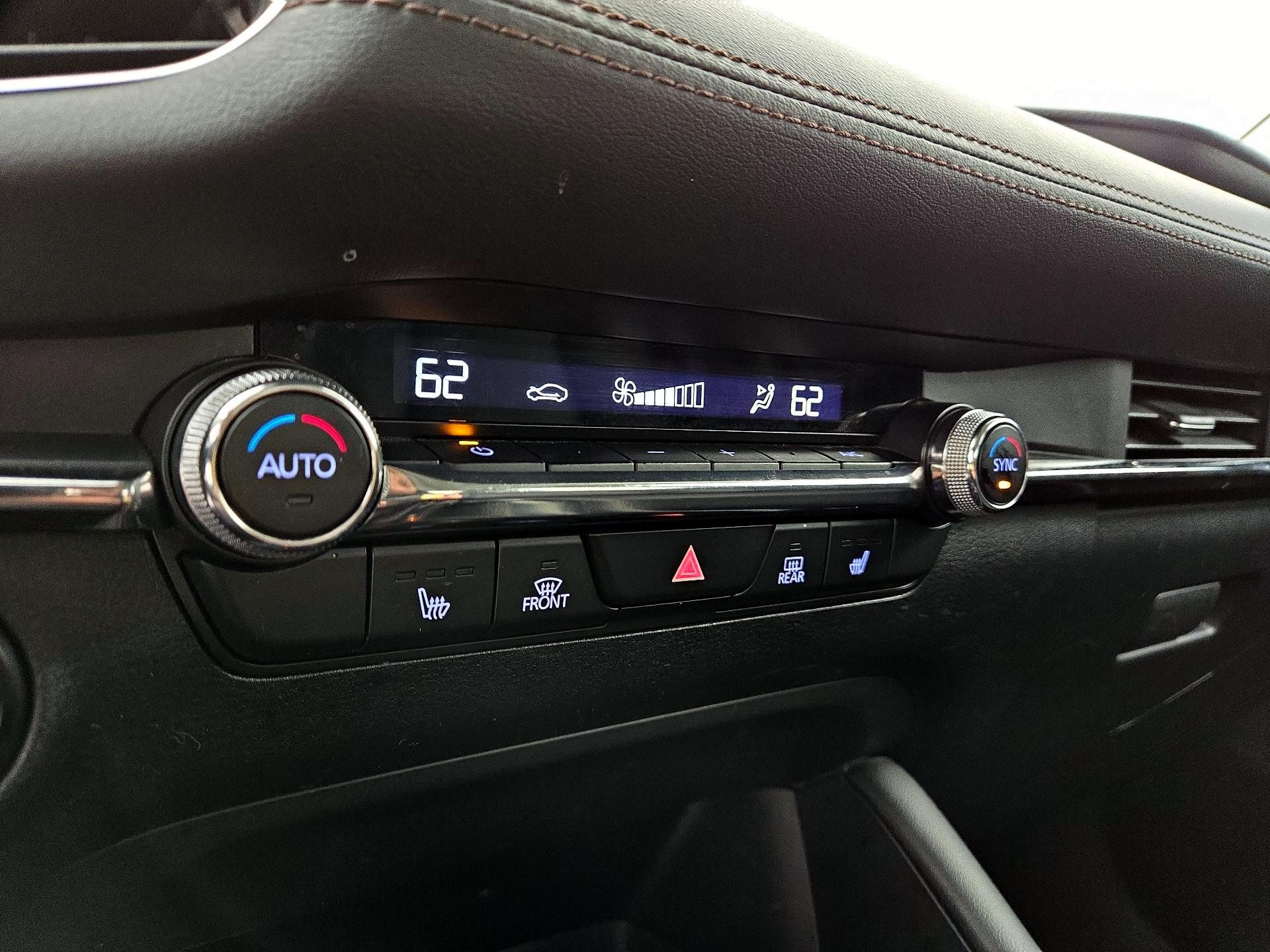 Thumbnail: 2022 Mazda Mazda3 - 16