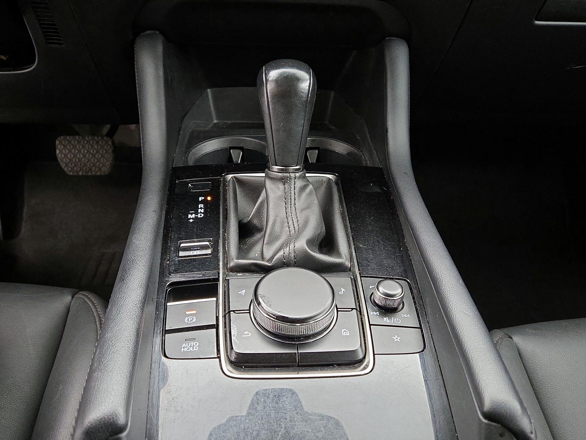 Thumbnail: 2022 Mazda Mazda3 - 17