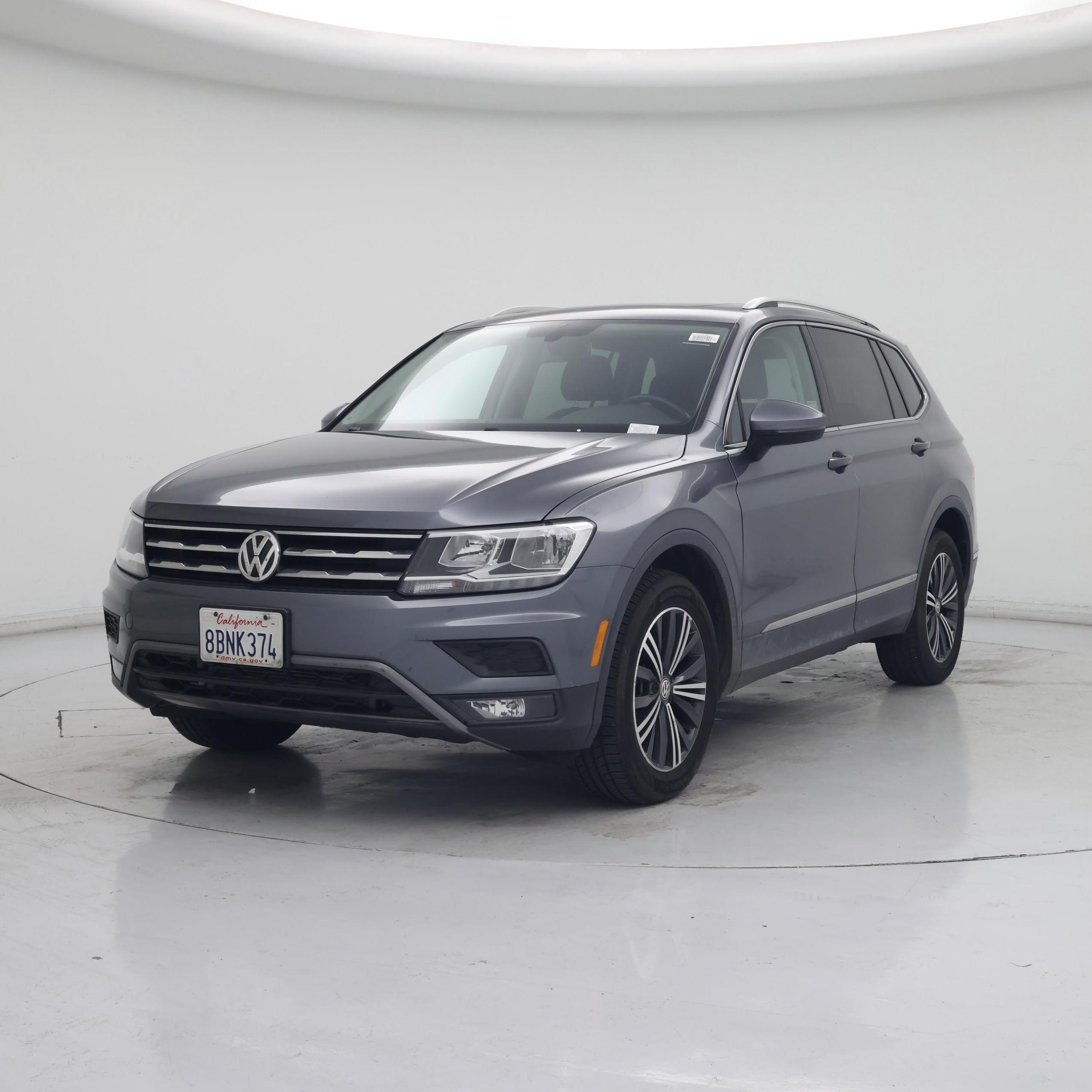 Thumbnail: 2018 Volkswagen Tiguan - 4