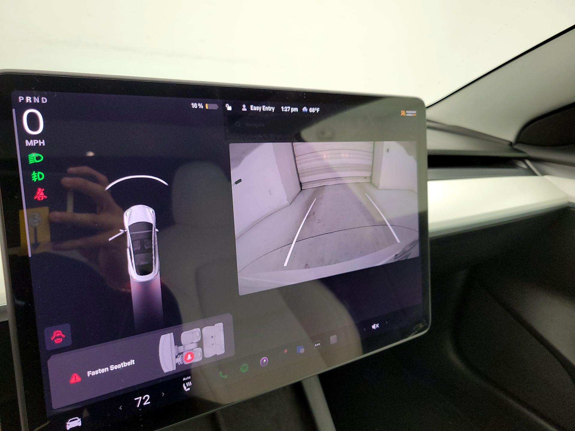 Thumbnail: 2021 Tesla Model 3 - 14