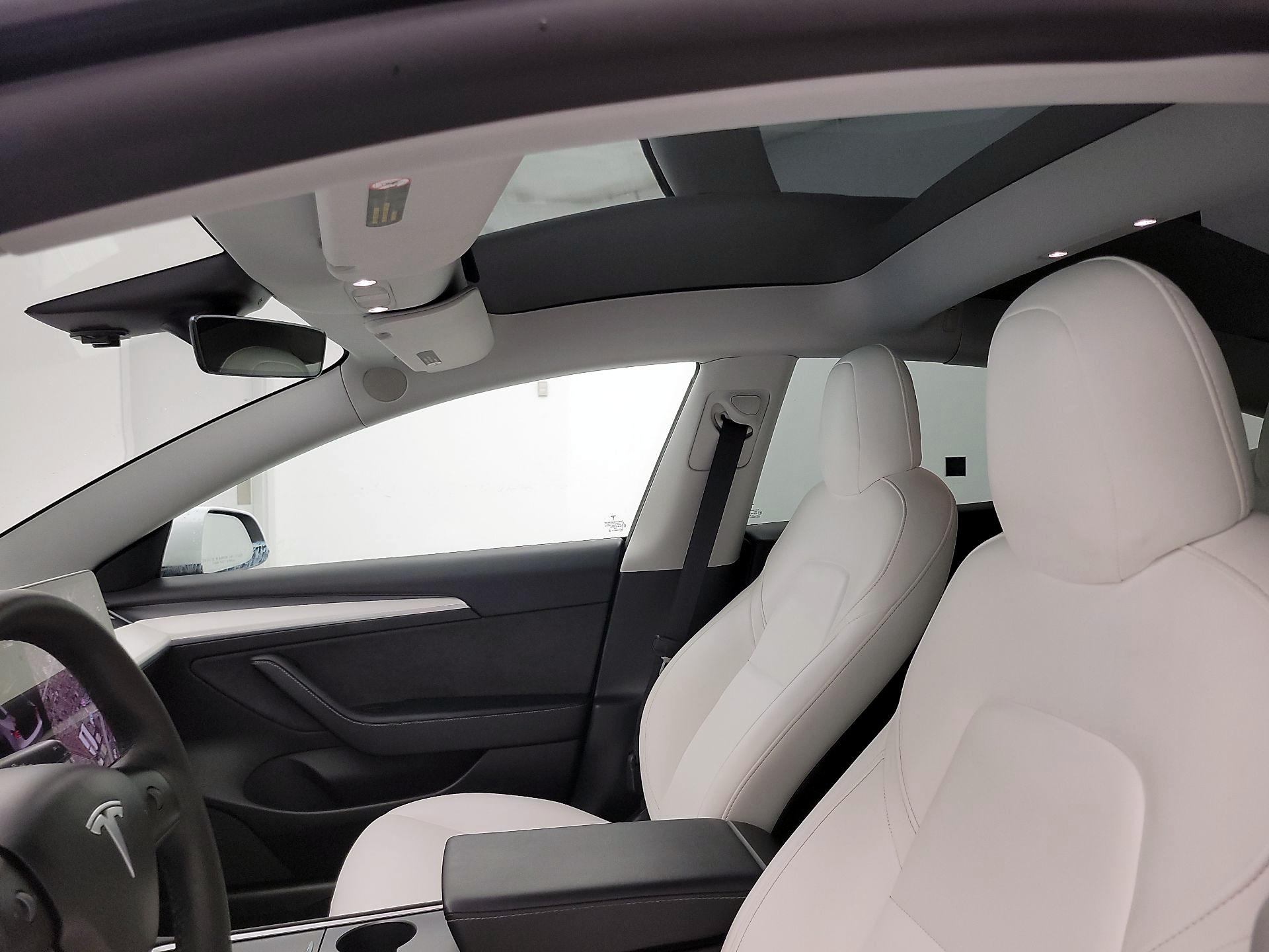 Thumbnail: 2021 Tesla Model 3 - 18