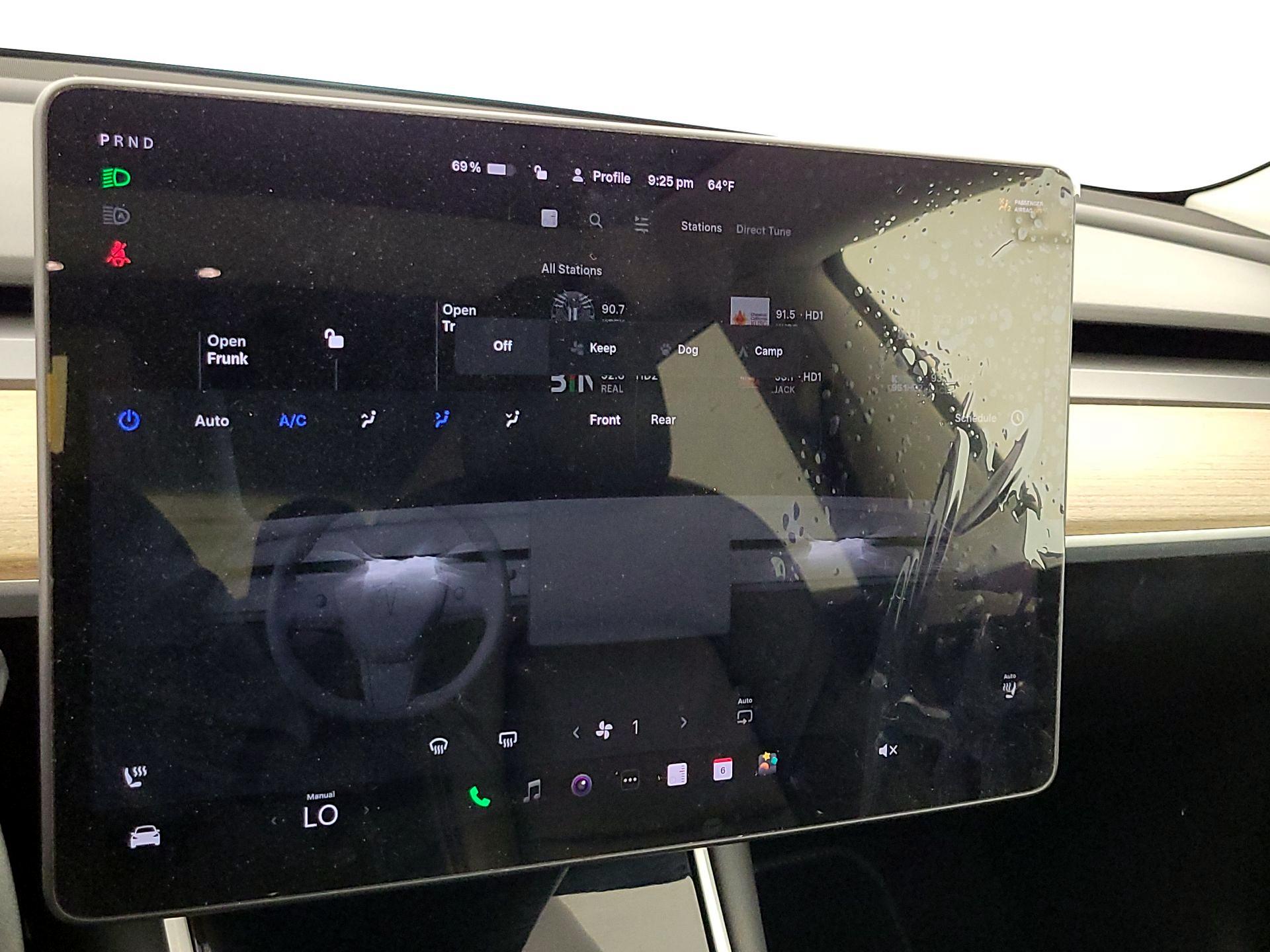 Thumbnail: 2020 Tesla Model 3 - 16