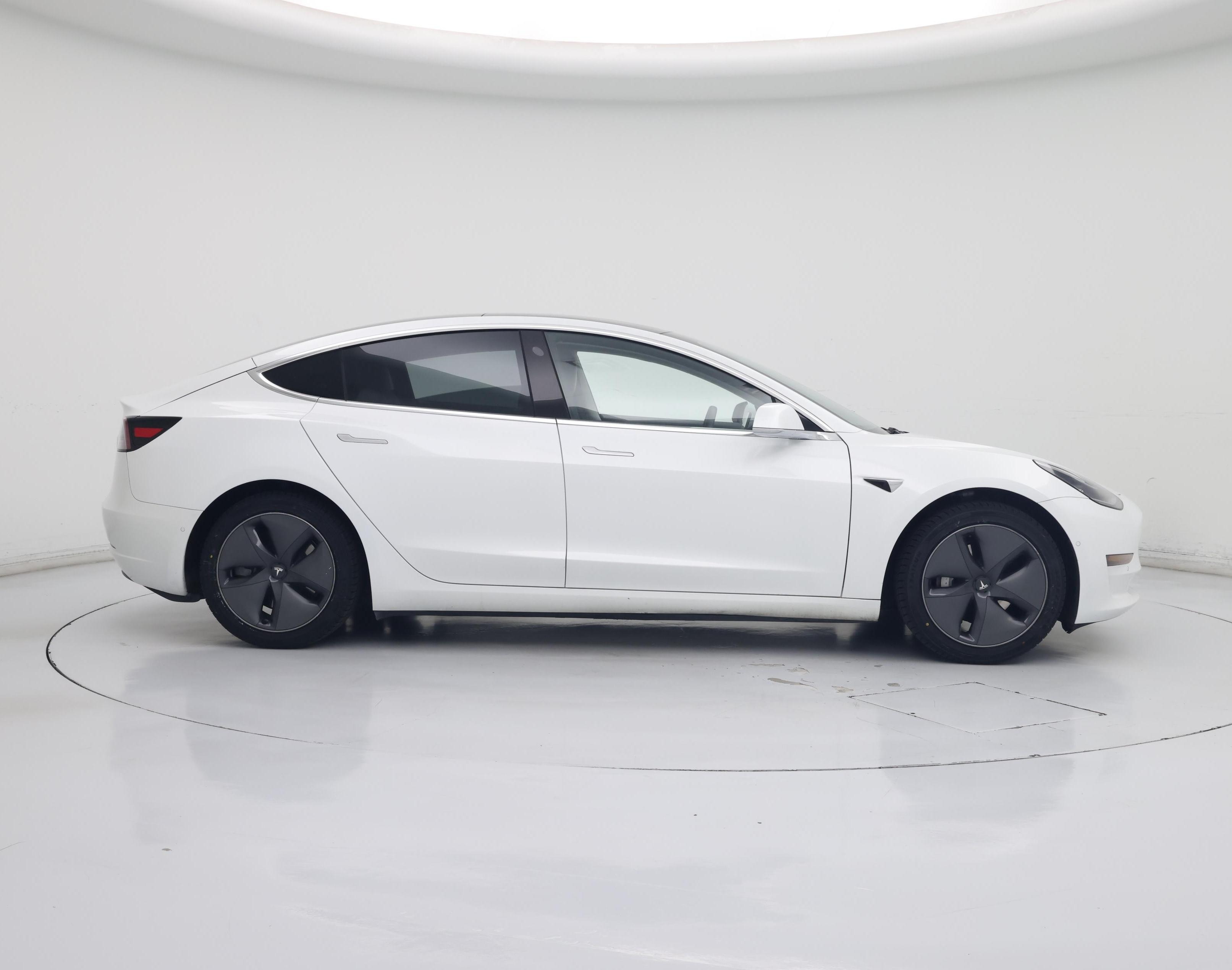 Thumbnail: 2020 Tesla Model 3 - 7