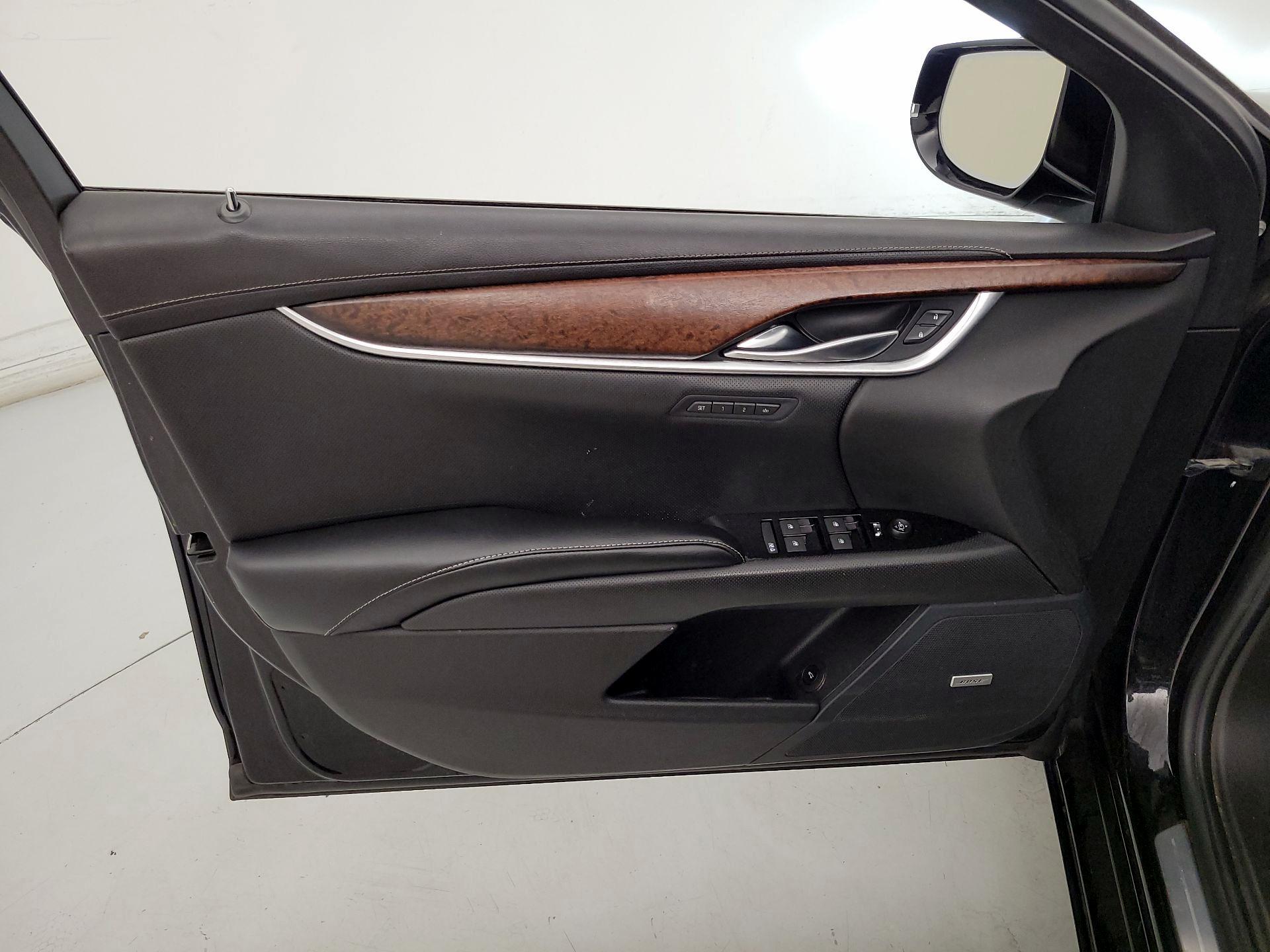 Thumbnail: 2019 Cadillac XTS - 12