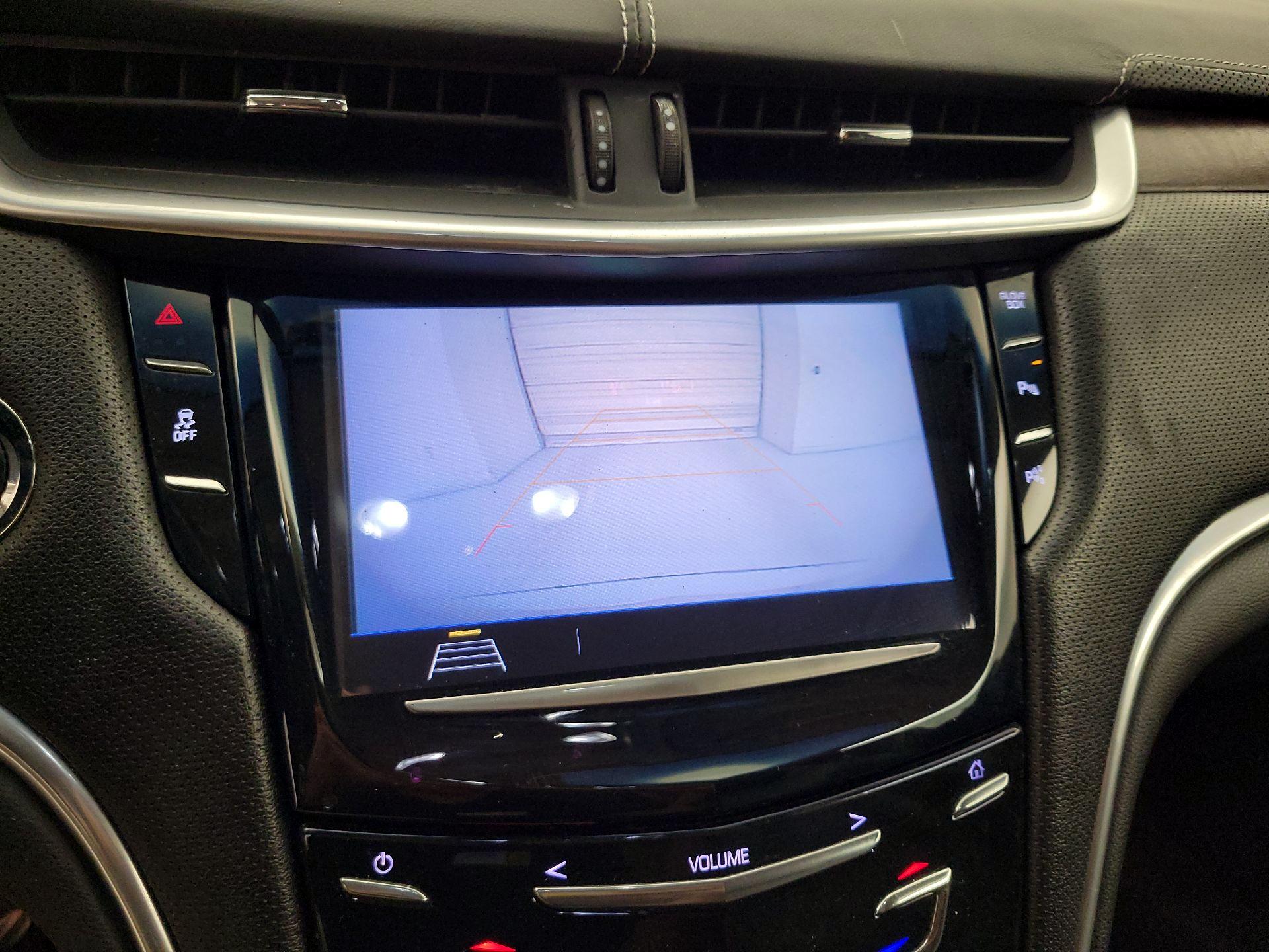 Thumbnail: 2019 Cadillac XTS - 15