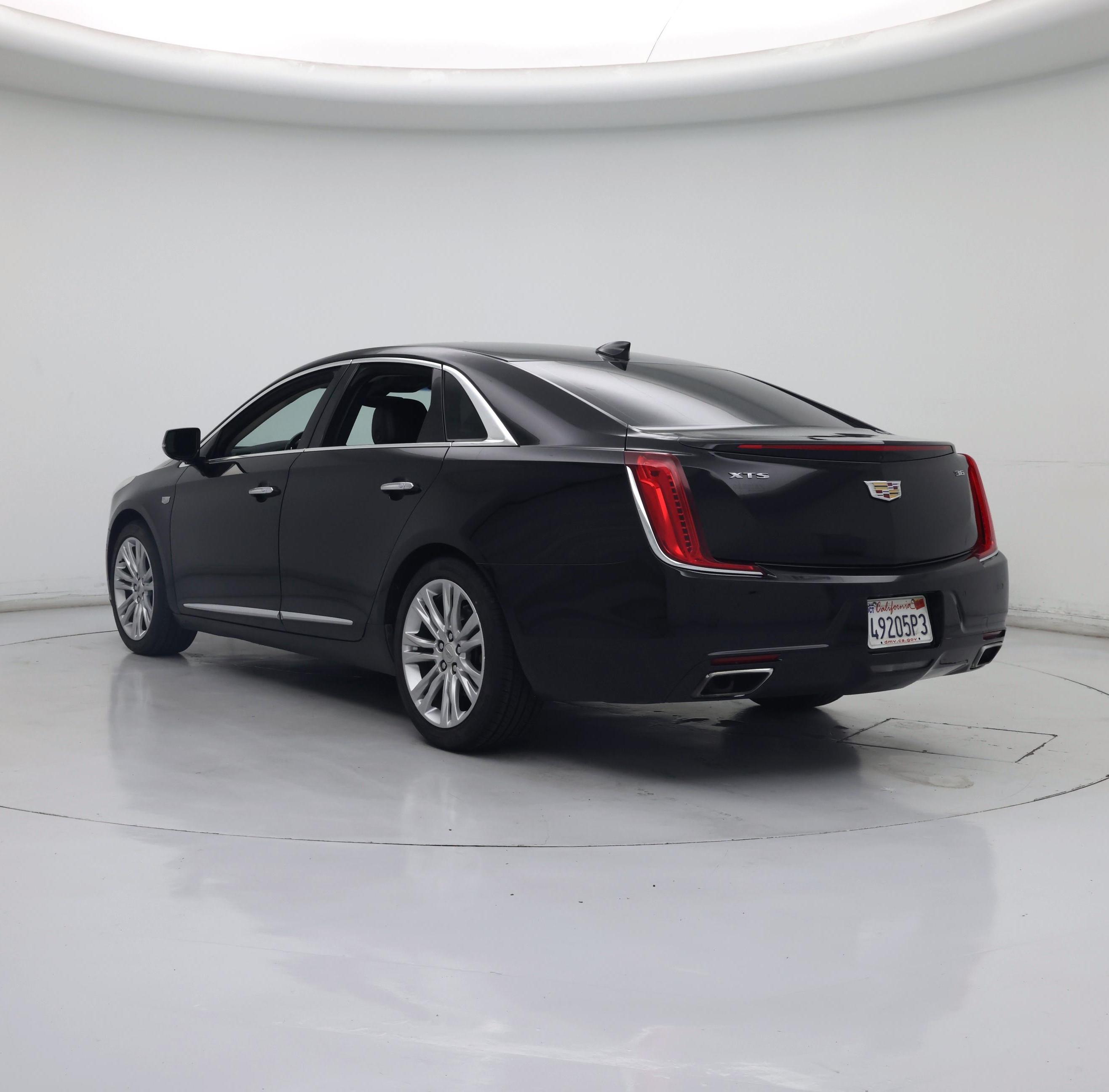 Thumbnail: 2019 Cadillac XTS - 2