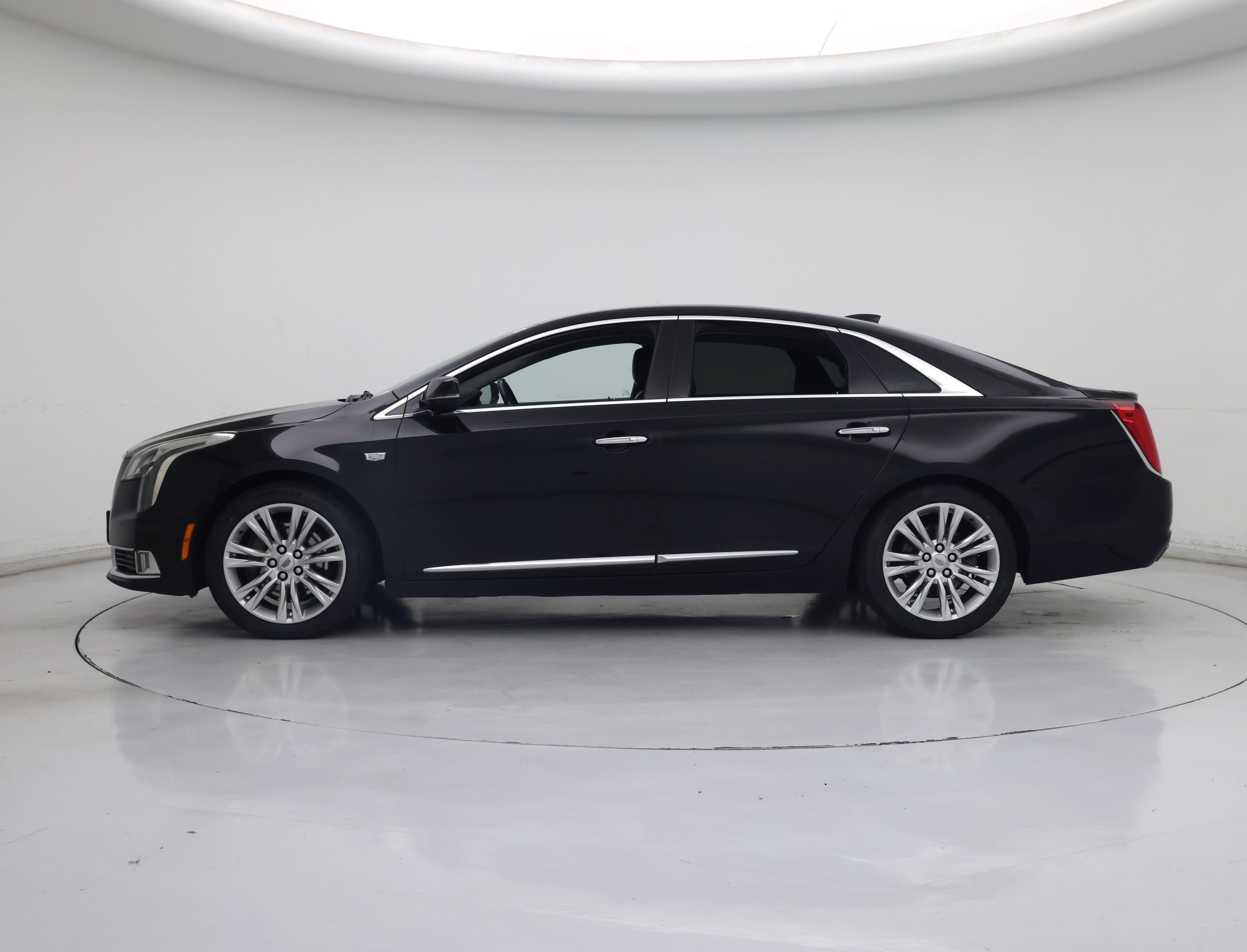 Thumbnail: 2019 Cadillac XTS - 3