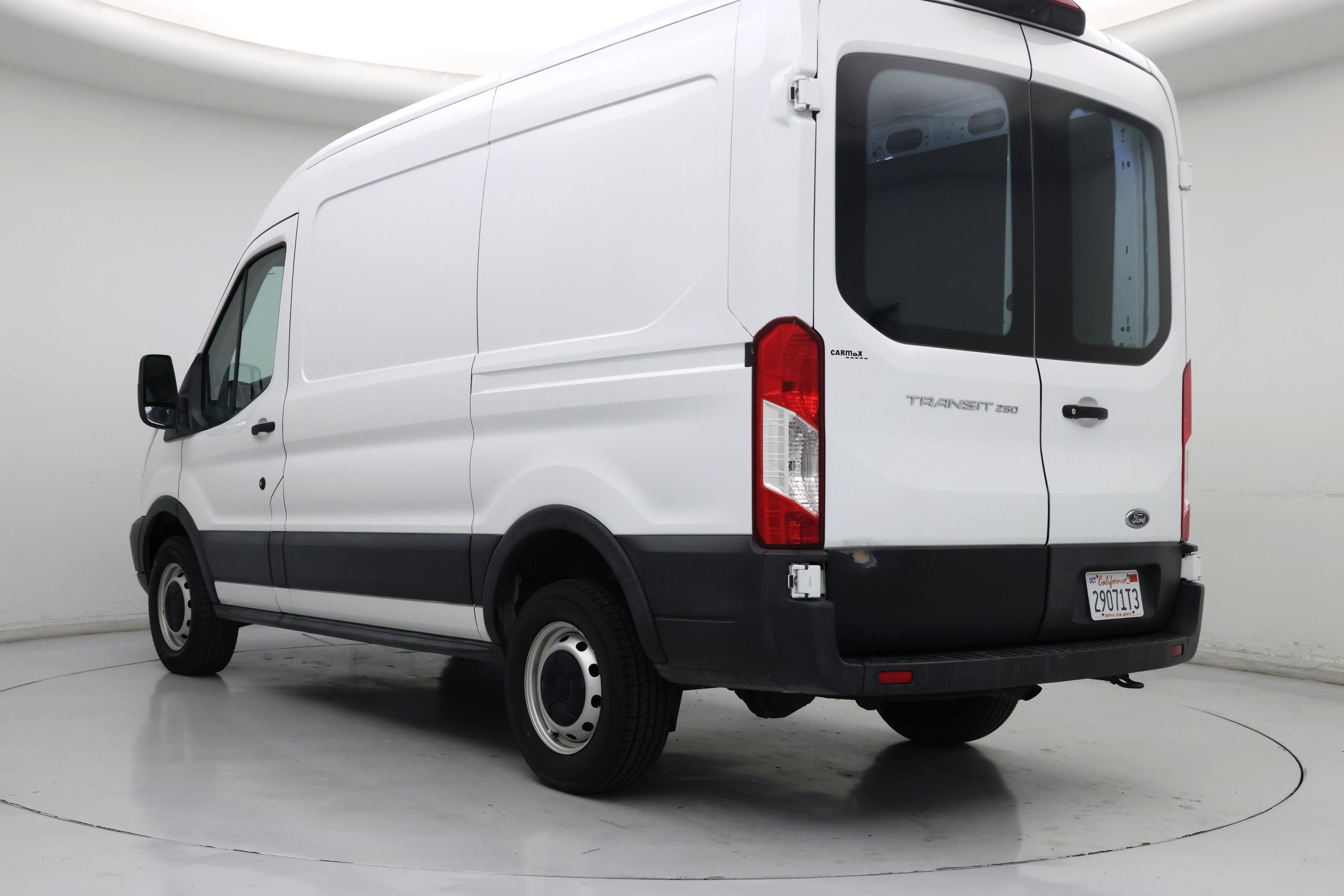 Thumbnail: 2019 Ford Transit Series - 2