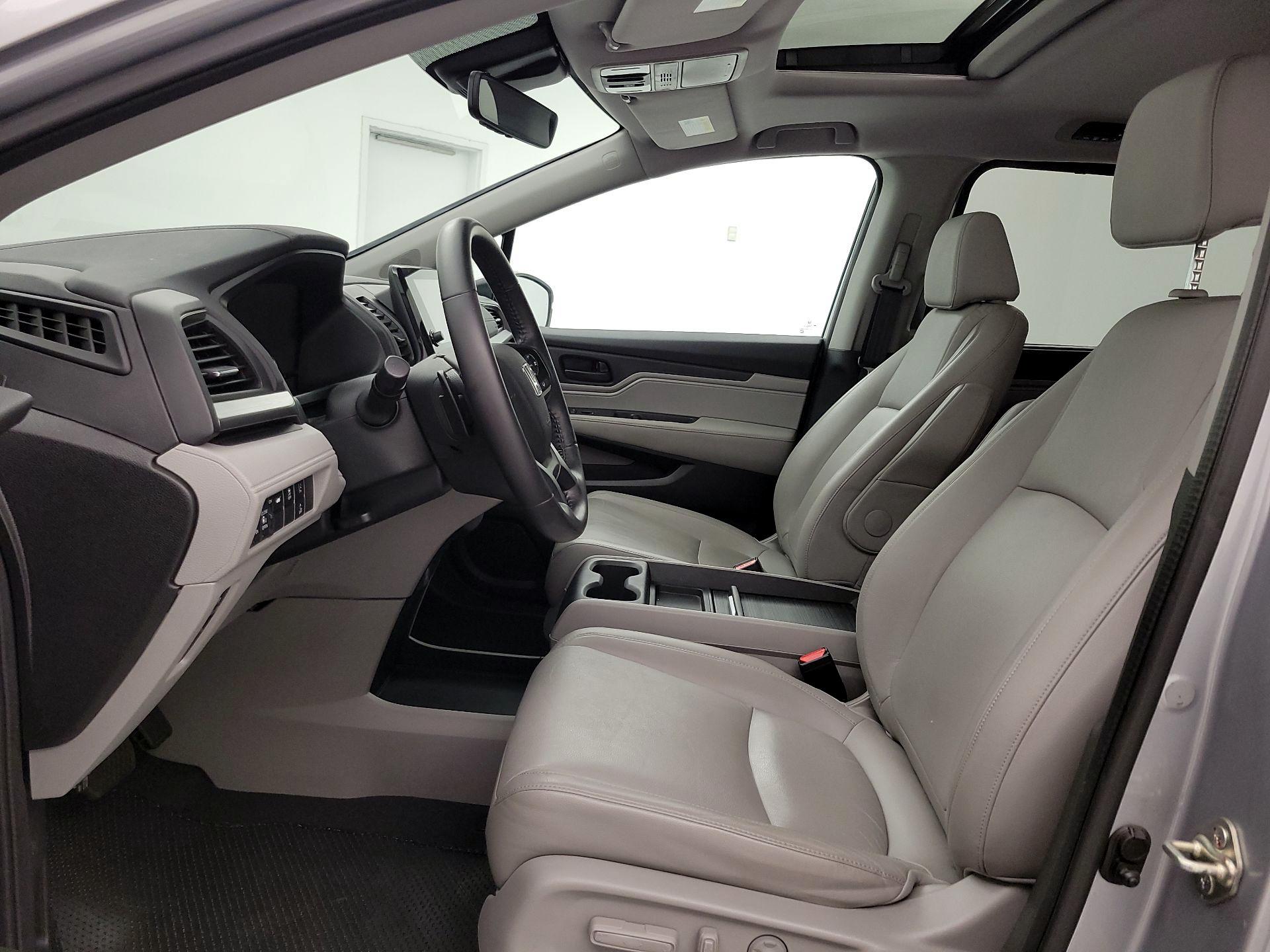 Thumbnail: 2018 Honda Odyssey - 11