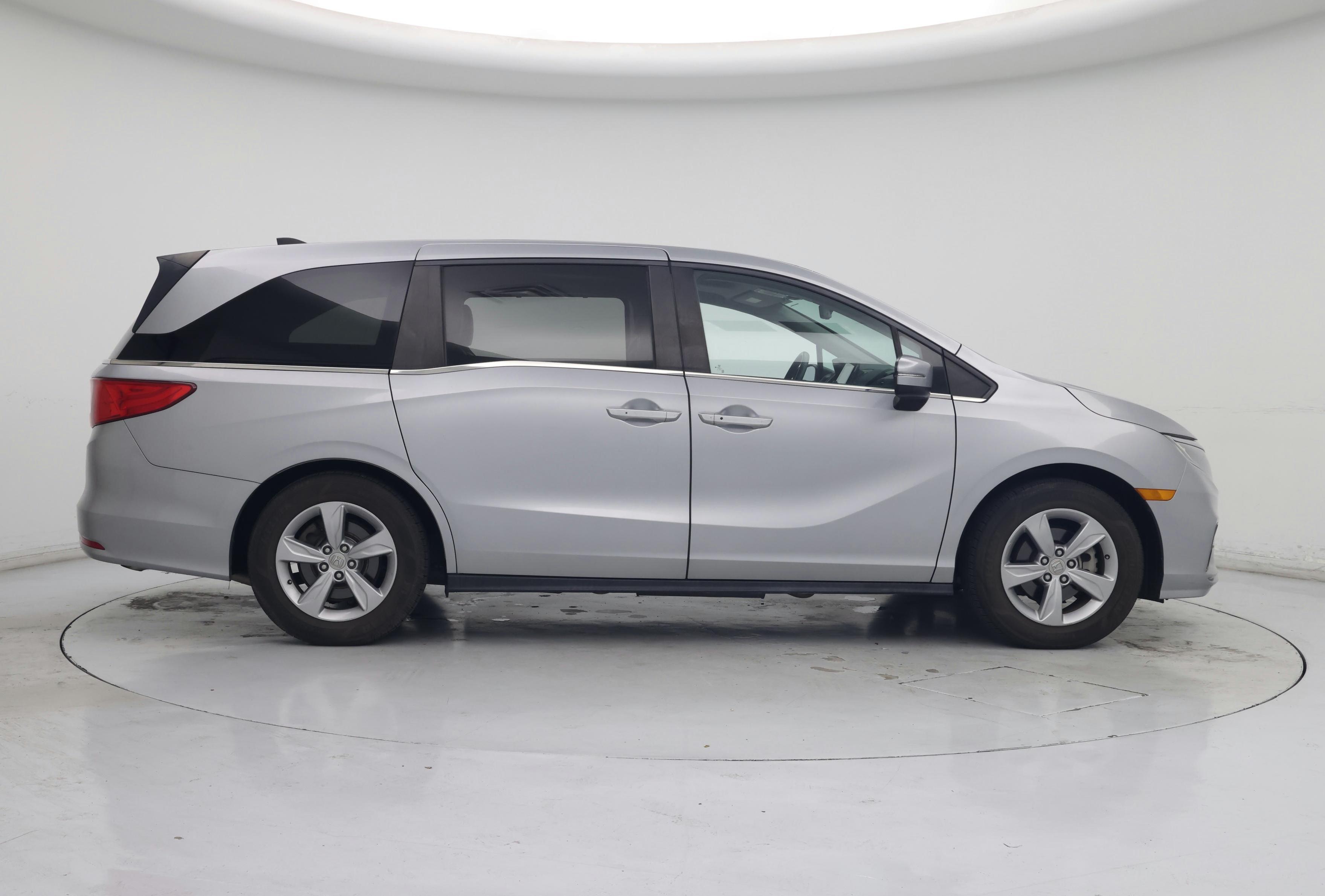 Thumbnail: 2018 Honda Odyssey - 7