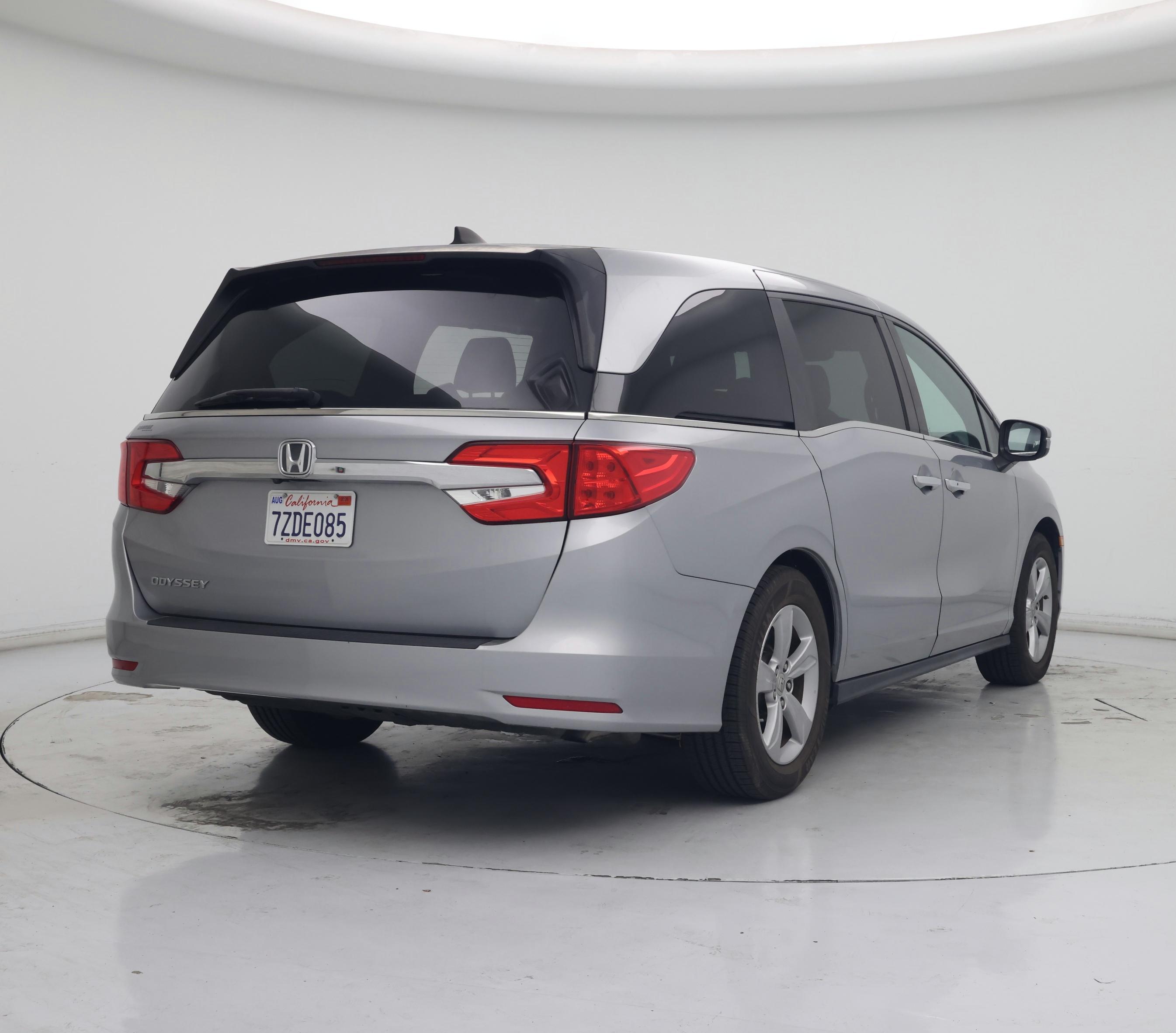 Thumbnail: 2018 Honda Odyssey - 8