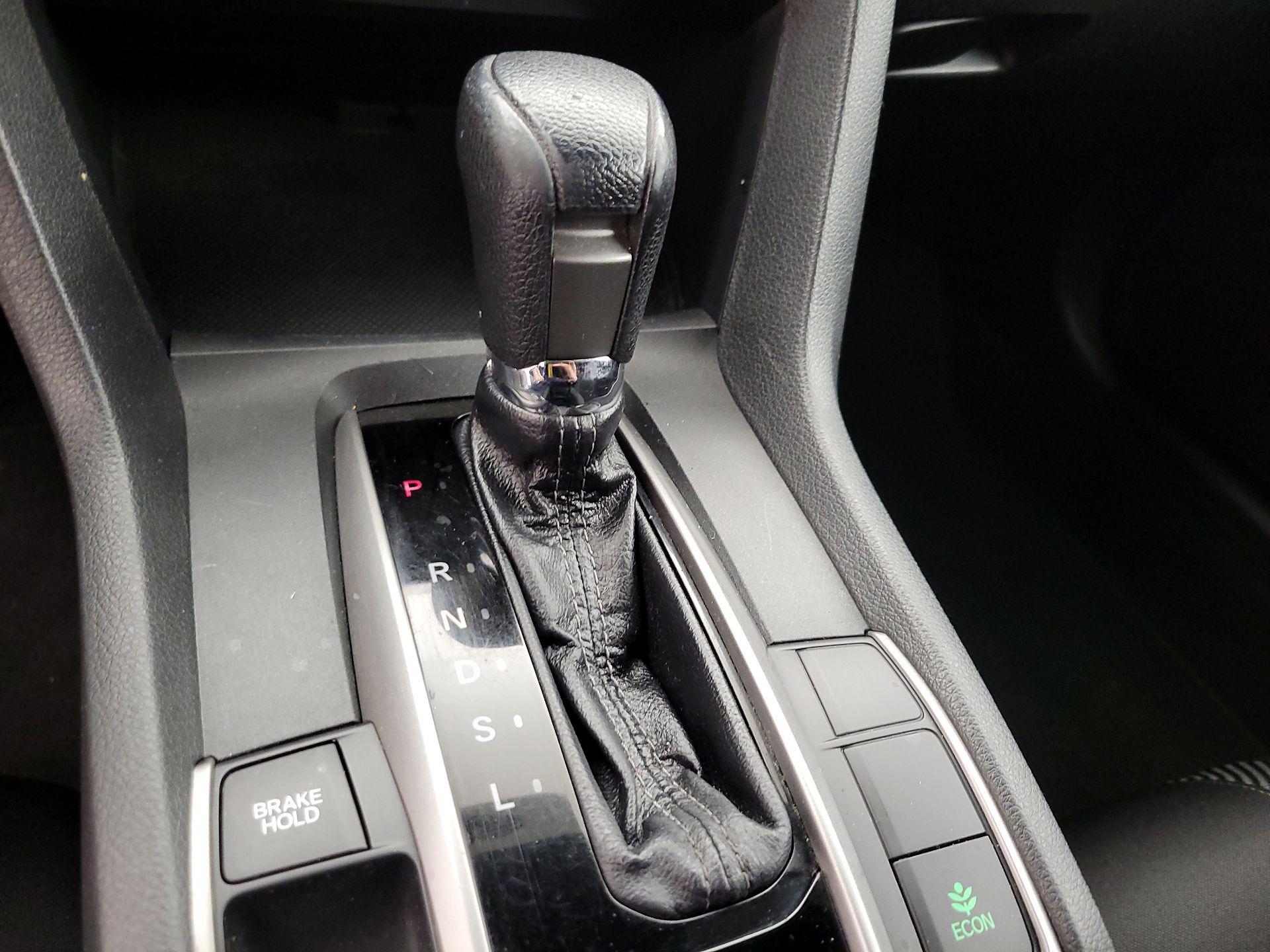 Thumbnail: 2017 Honda Civic - 17