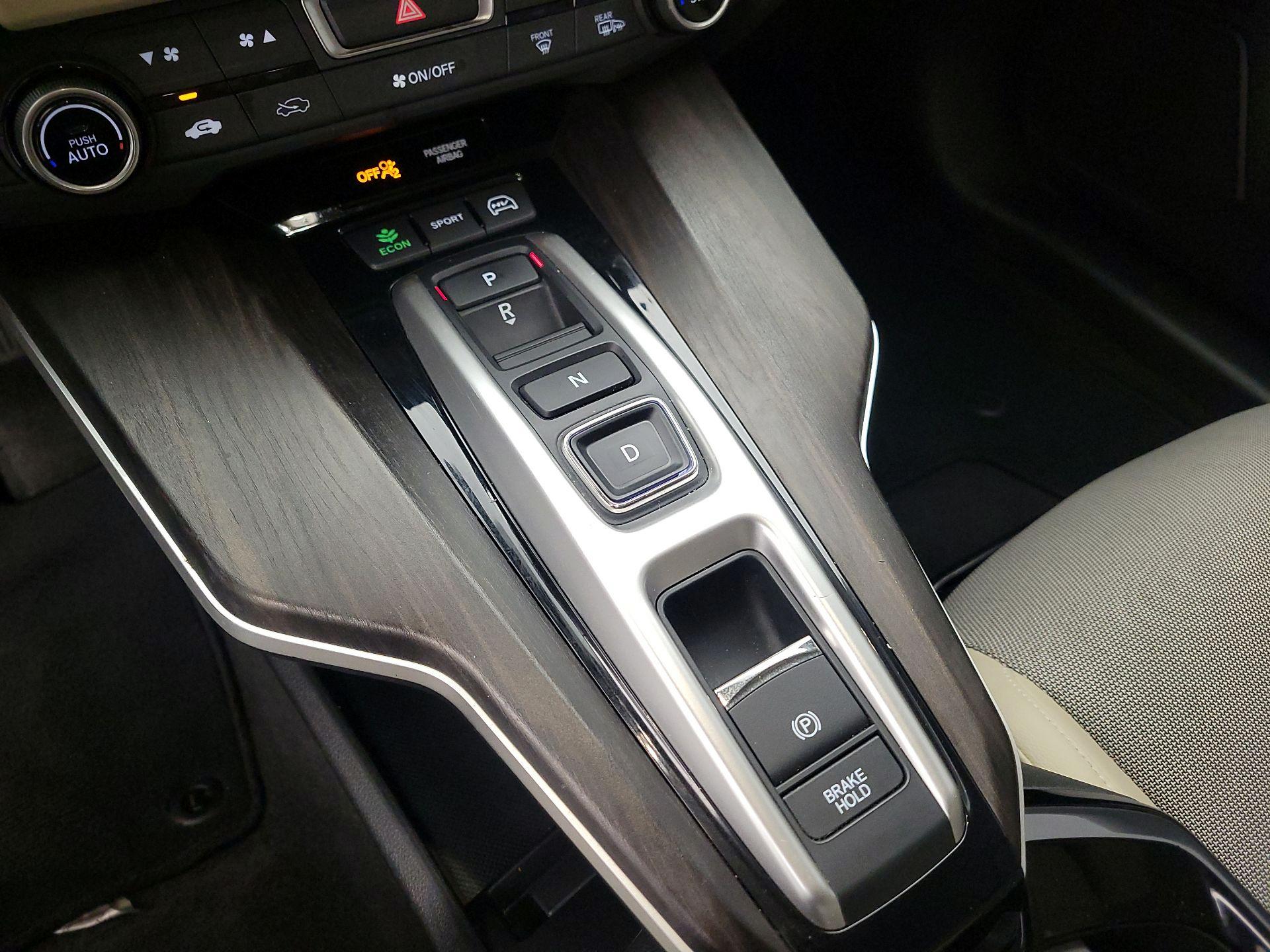 Thumbnail: 2020 Honda Clarity - 17