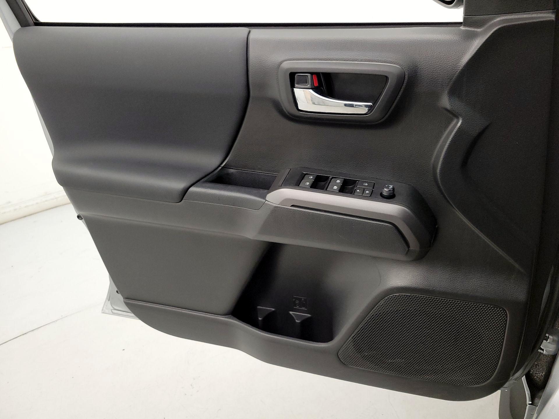 Thumbnail: 2023 Toyota Tacoma - 12