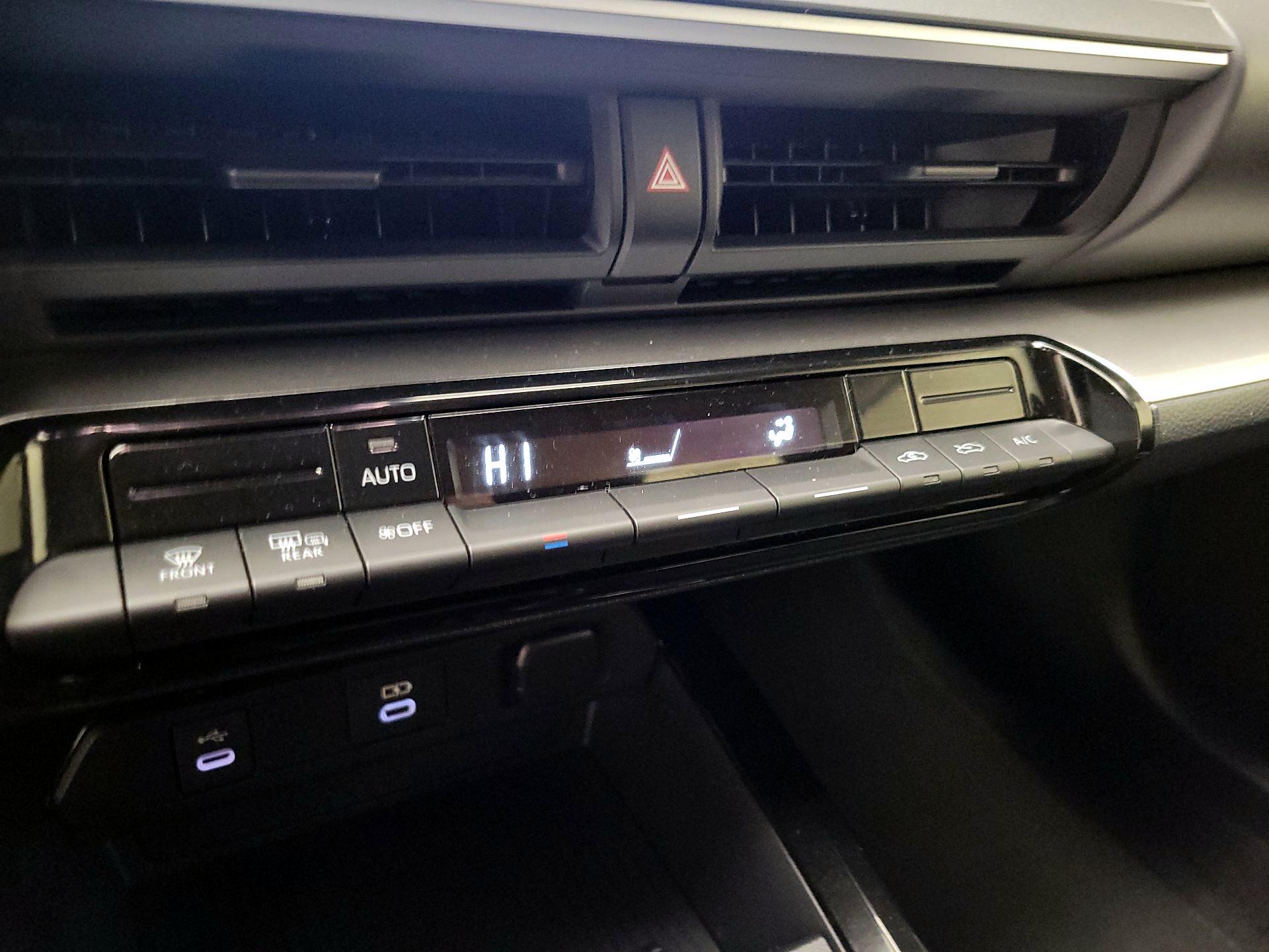 Thumbnail: 2020 Dodge Durango - 16