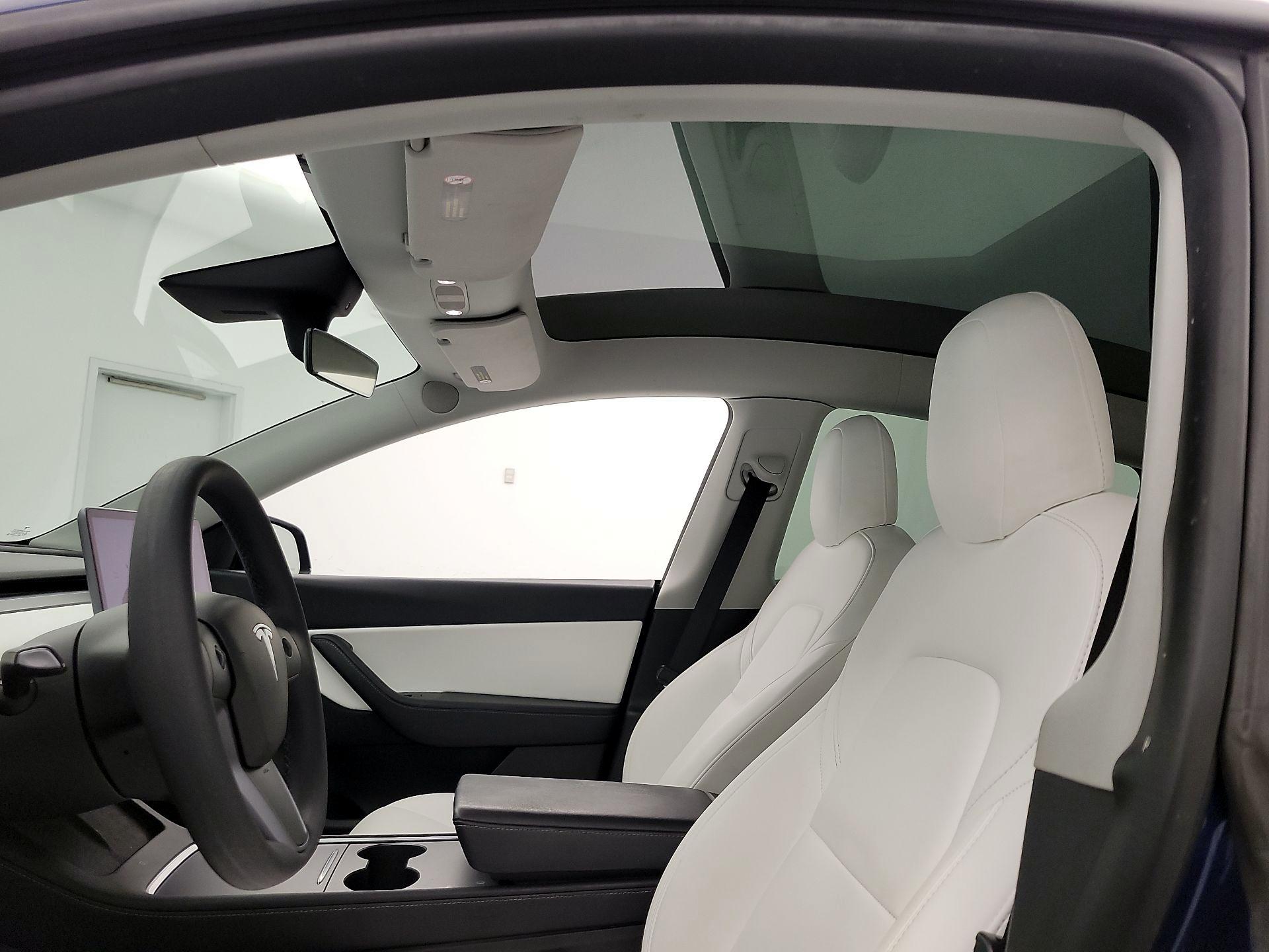 Thumbnail: 2022 Tesla Model Y - 19