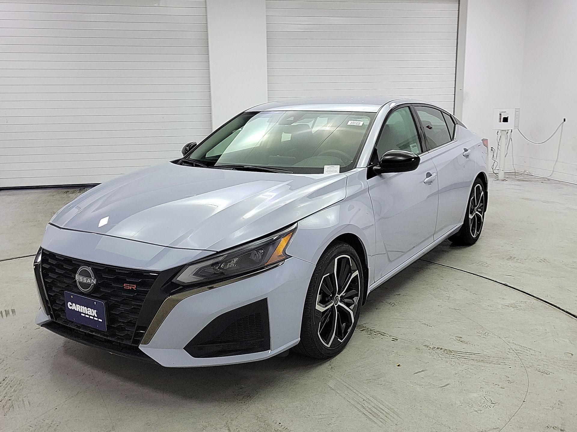 Thumbnail: 2023 Nissan Altima - 3