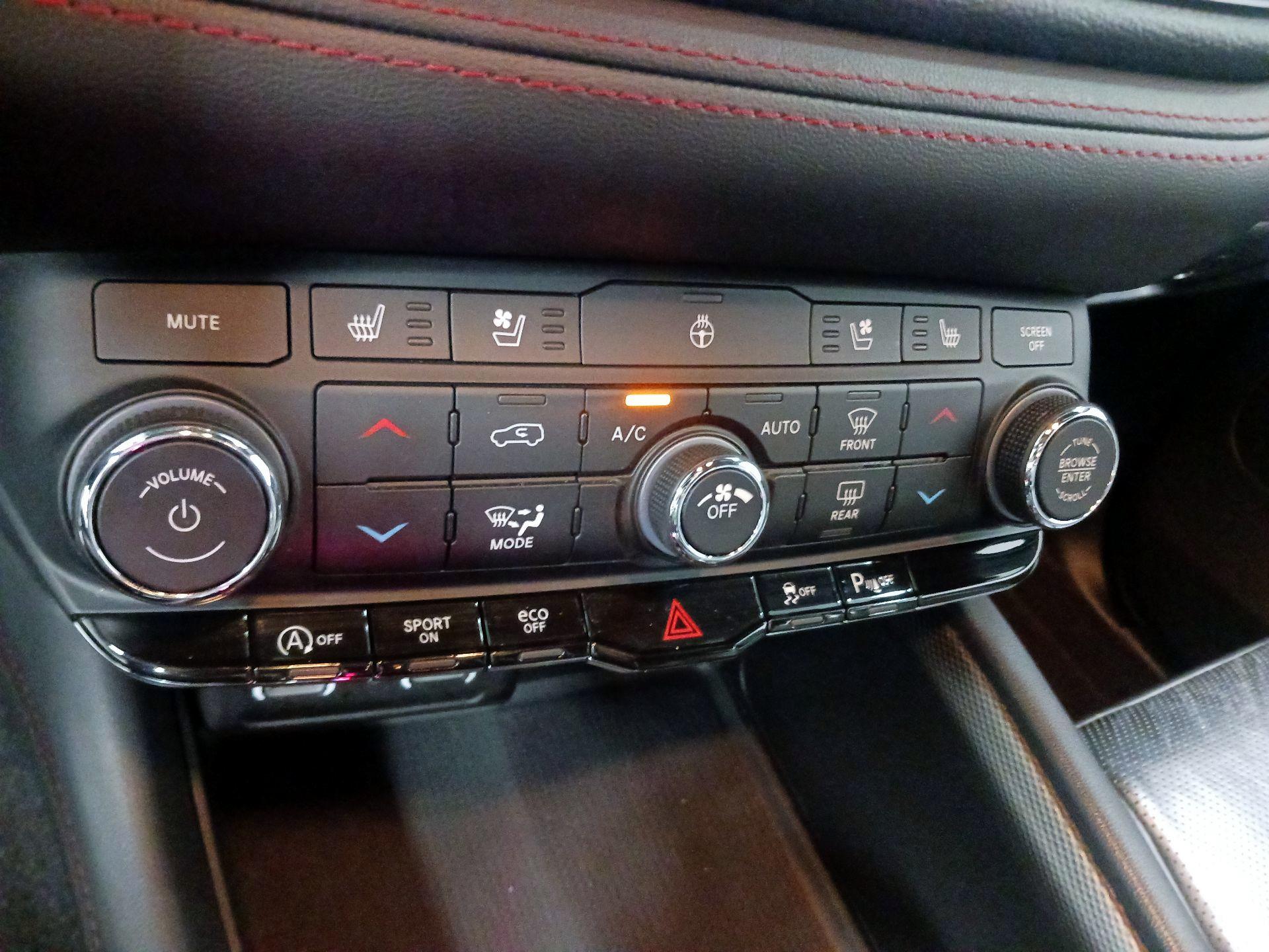 Thumbnail: 2024 Dodge Durango - 13