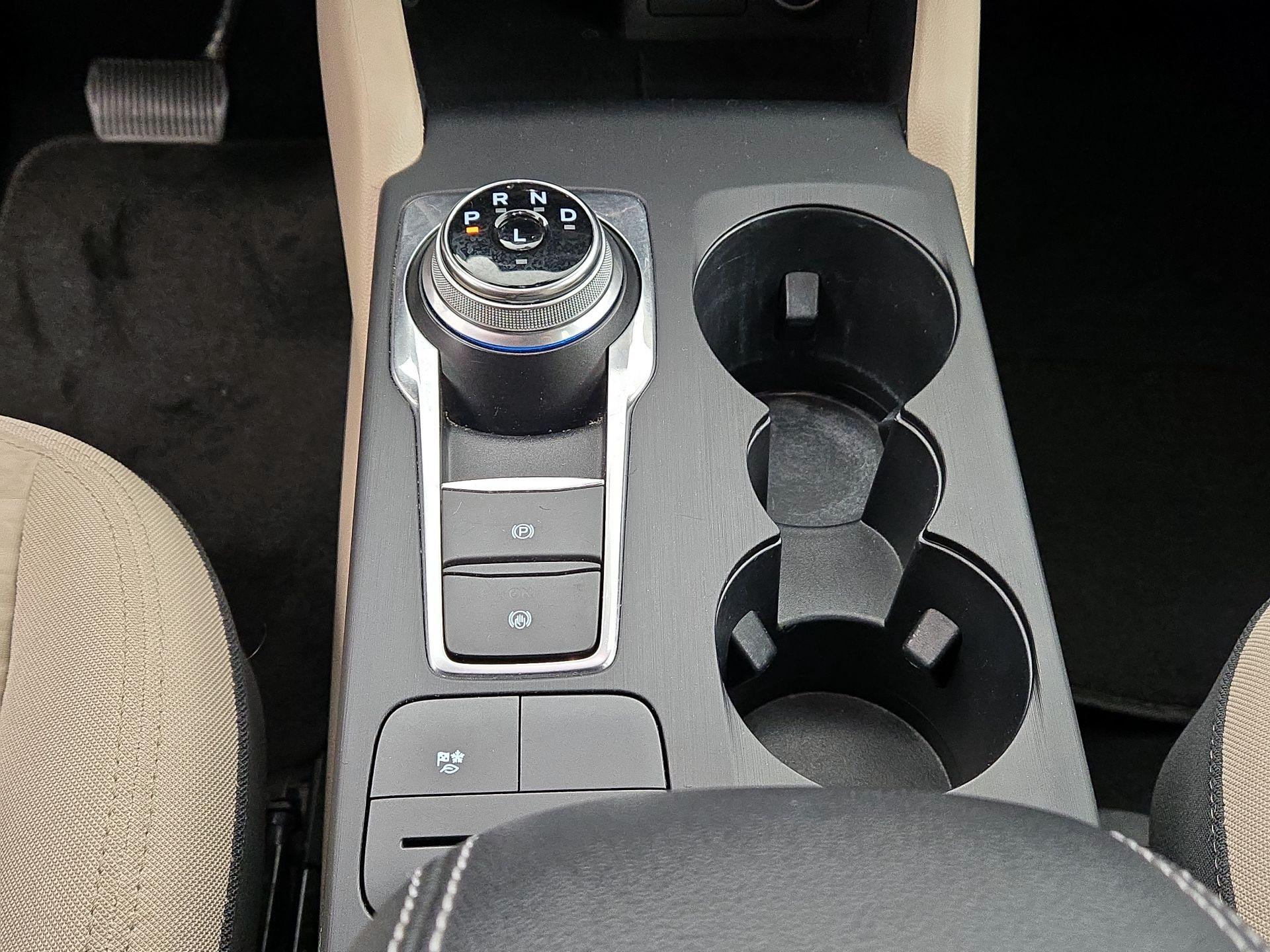 Thumbnail: 2021 Ford Escape - 17